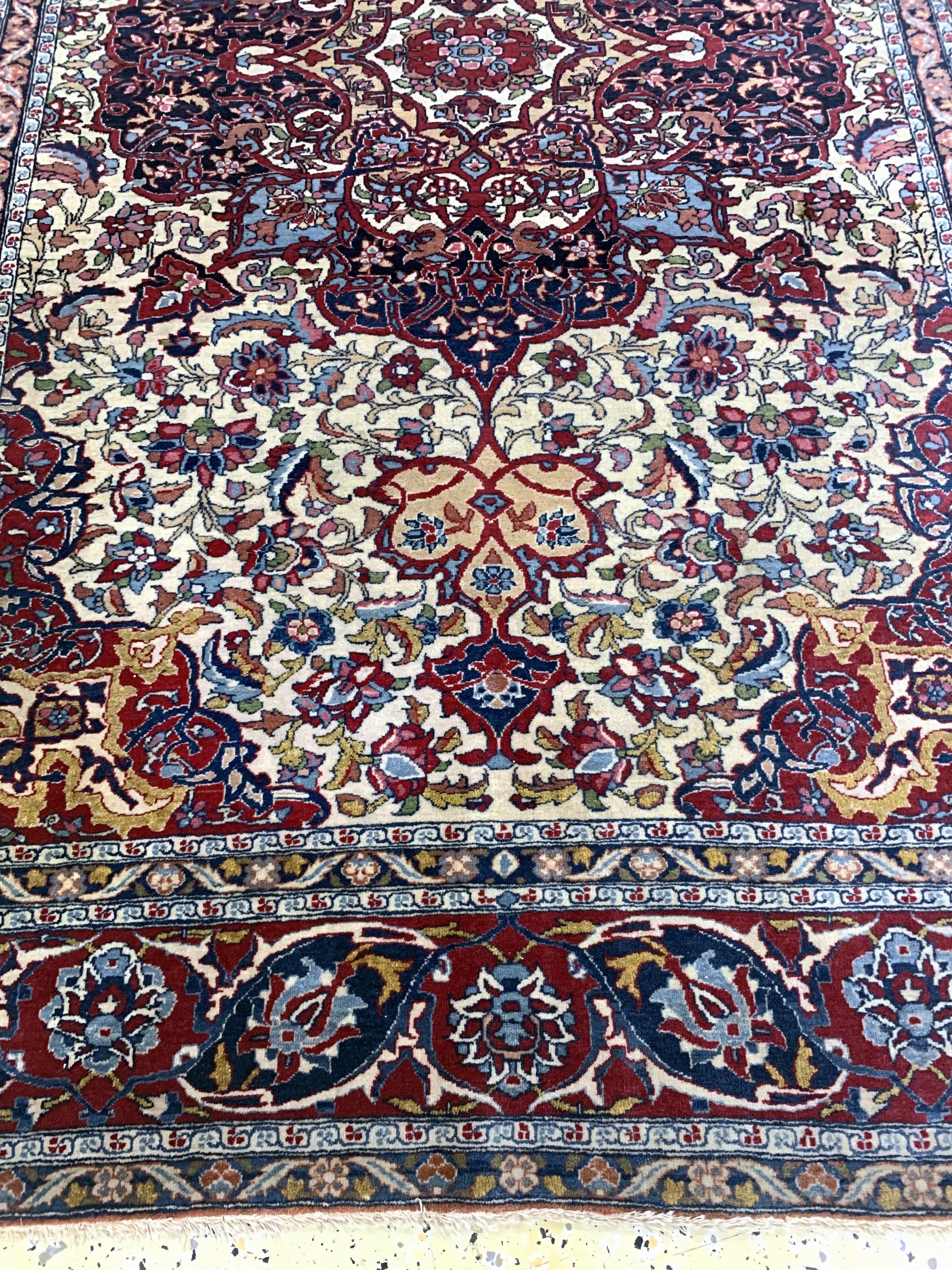 Detail f: Esfahan"Ahmad"antik fein, Persien, um 1900,Wolle auf Baumwolle, ca. 195 x 145 cm, EHZ: 2