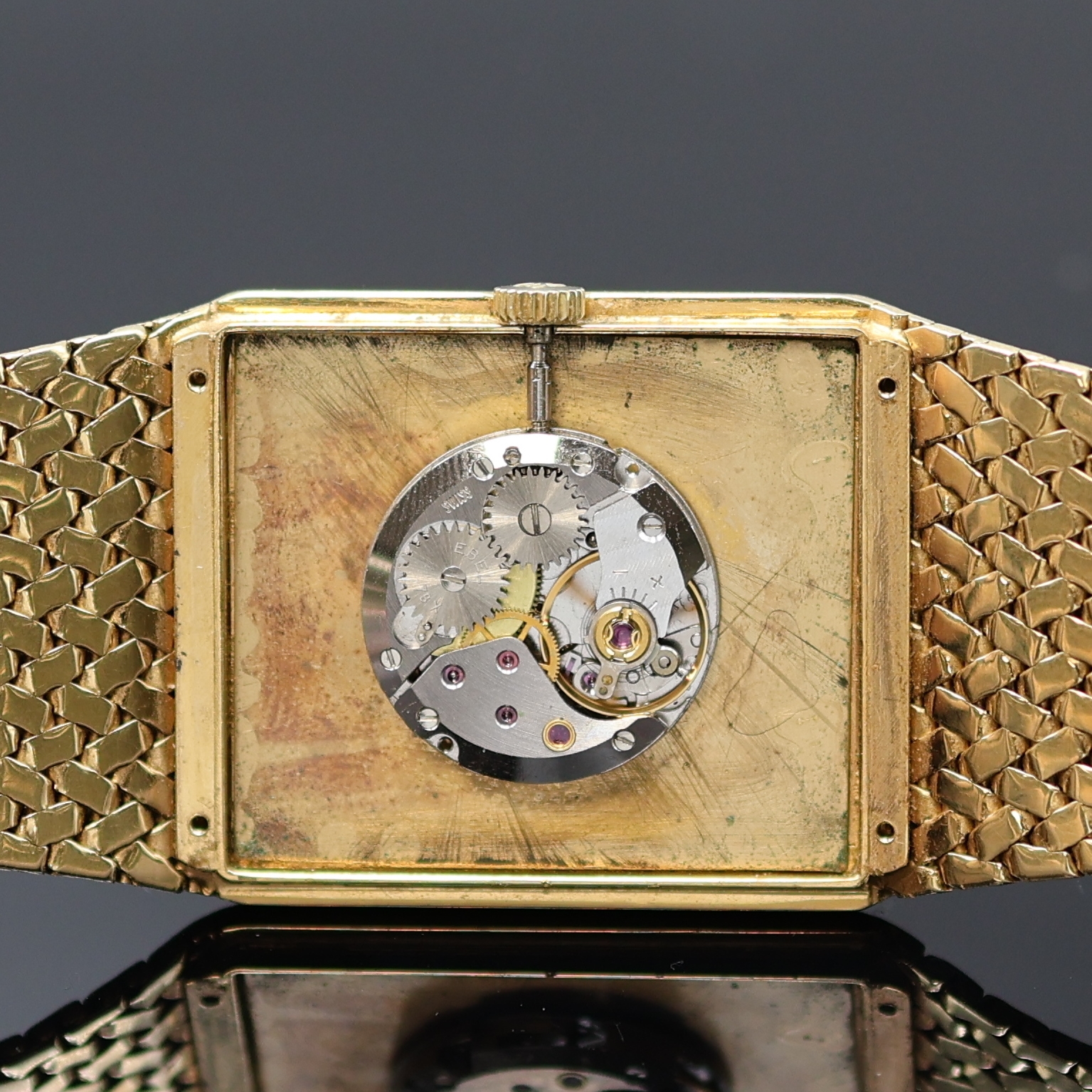 Detail e: EBEL ausgefallene und schwere Herrenarmbanduhr in GG 750/000, Schweiz um 1975, Handaufzug, 2-tlg. Geh., Boden 4-fach verschr., integr. Milanaiseband, ...