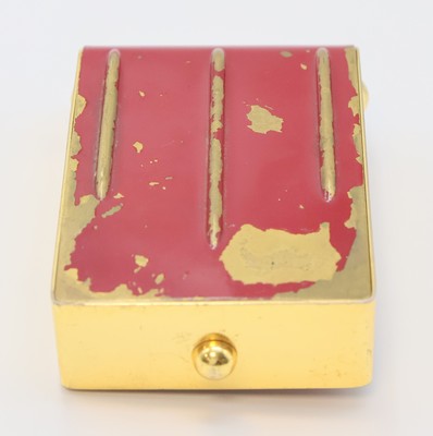 26987081d - JAEGER 2-Tage Reisewecker, Schweiz um 1960, rot lack. Messinggeh. ber., z. T. verg., ...