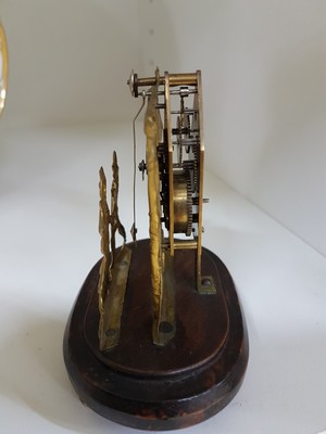 26987112d - Kleiner Tisch-Vorderzappler, alpenländischer Raum, Anfang 19. Jh., Holzsockel, ...
