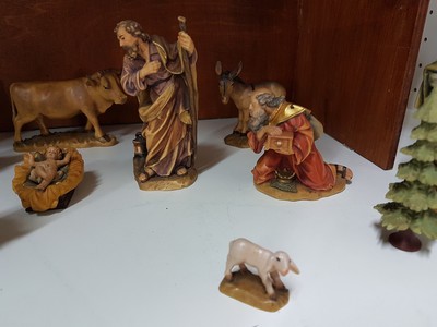 26987498f - Weihnachtskrippe, Nebelhorn Holzschnitzerei, Alois Ohmayer, Oberstdorf, 2. Hälfte 20. ...