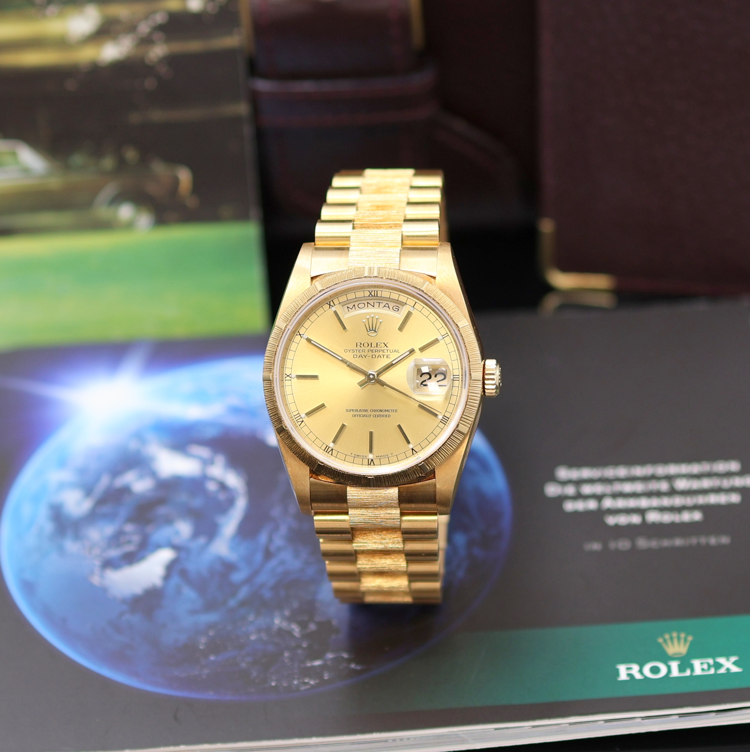 Image 26987506 - ROLEX selten gut erhaltene Oyster Perpetual Day-Date Herrenarmbanduhr in GG 750/000 ...