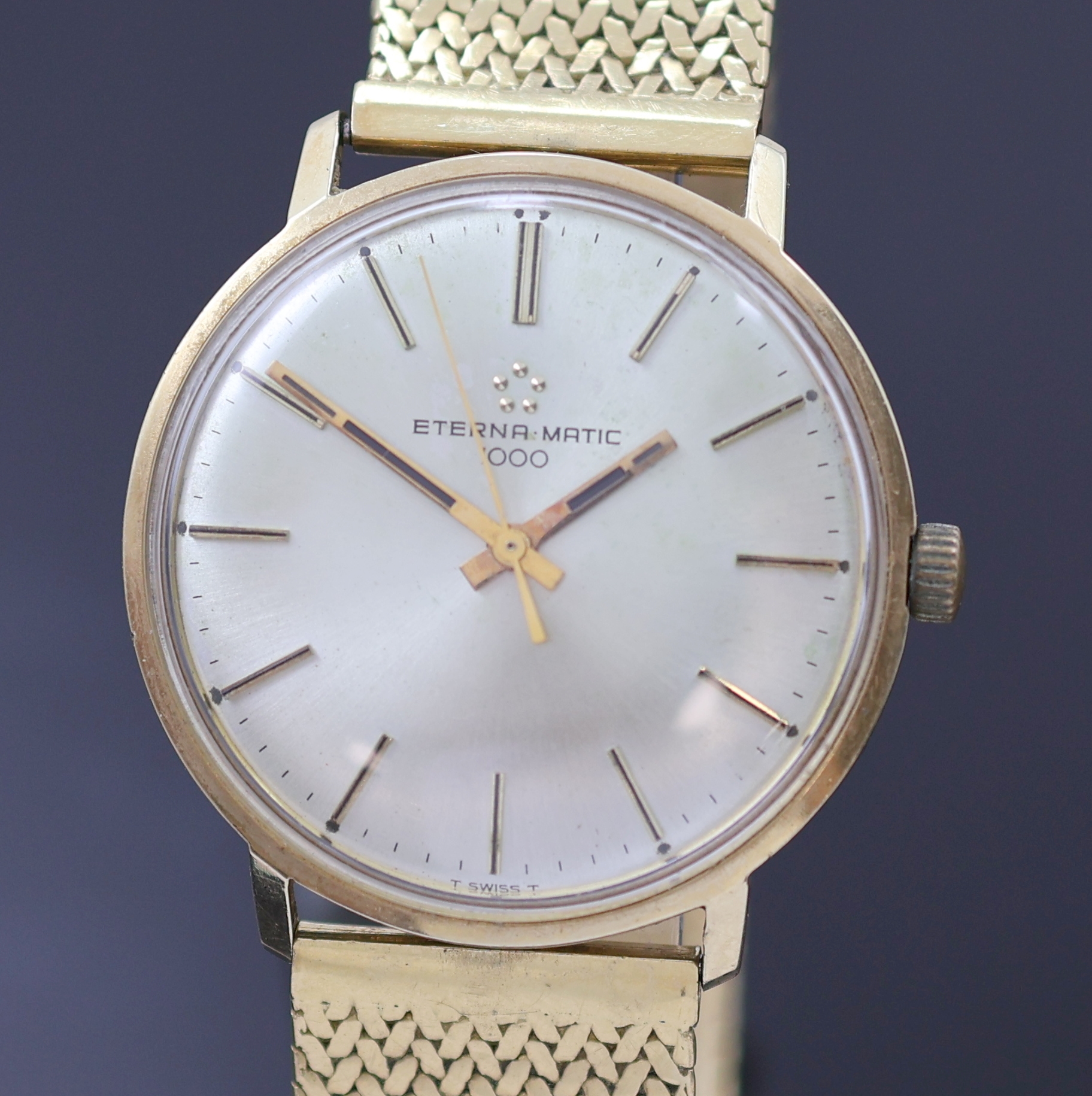 Detail a: ETERNA-MATIC 1000 Herrenarmbanduhr in GG 585/000 Referenz 645VT am GG 750/000 Band, Schweiz um 1965, Automatik, 2-tlg. Geh., Boden aufgedr., ...