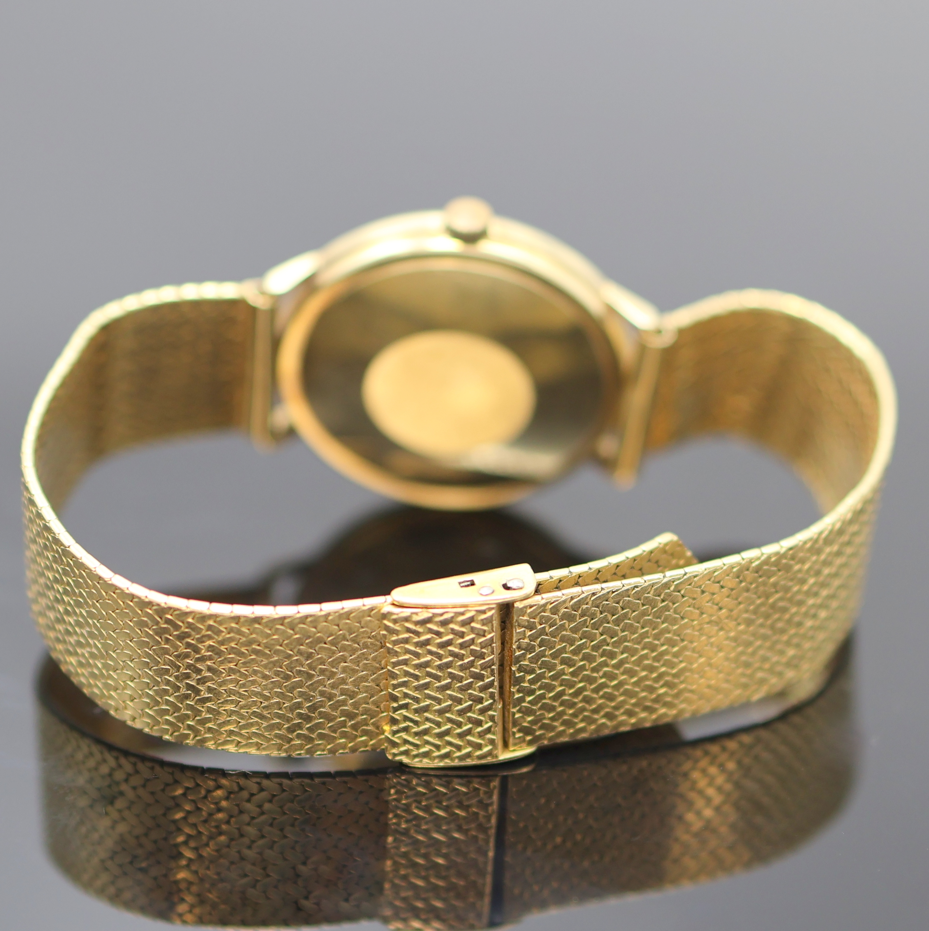 Detail b: ETERNA-MATIC 1000 Herrenarmbanduhr in GG 585/000 Referenz 645VT am GG 750/000 Band, Schweiz um 1965, Automatik, 2-tlg. Geh., Boden aufgedr., ...