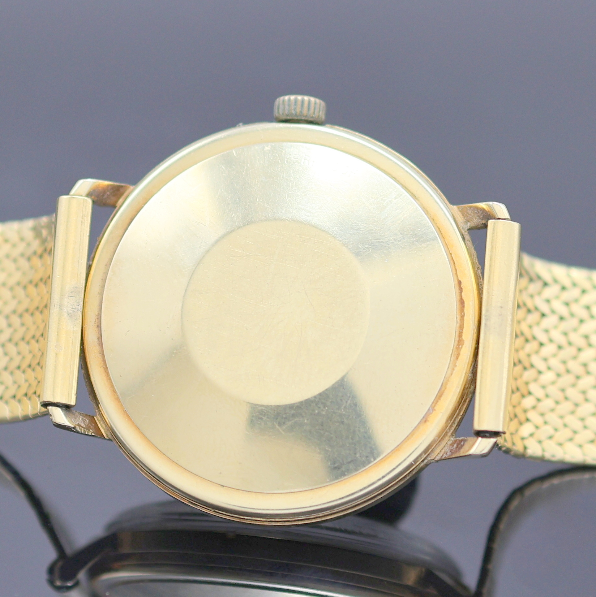 Detail e: ETERNA-MATIC 1000 Herrenarmbanduhr in GG 585/000 Referenz 645VT am GG 750/000 Band, Schweiz um 1965, Automatik, 2-tlg. Geh., Boden aufgedr., ...