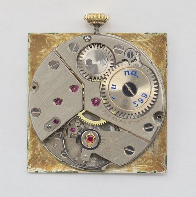 26987573e - DUGENA Precision quadratische Armbanduhr in GG 585/000, Schweiz um 1965, Handaufzug, ...