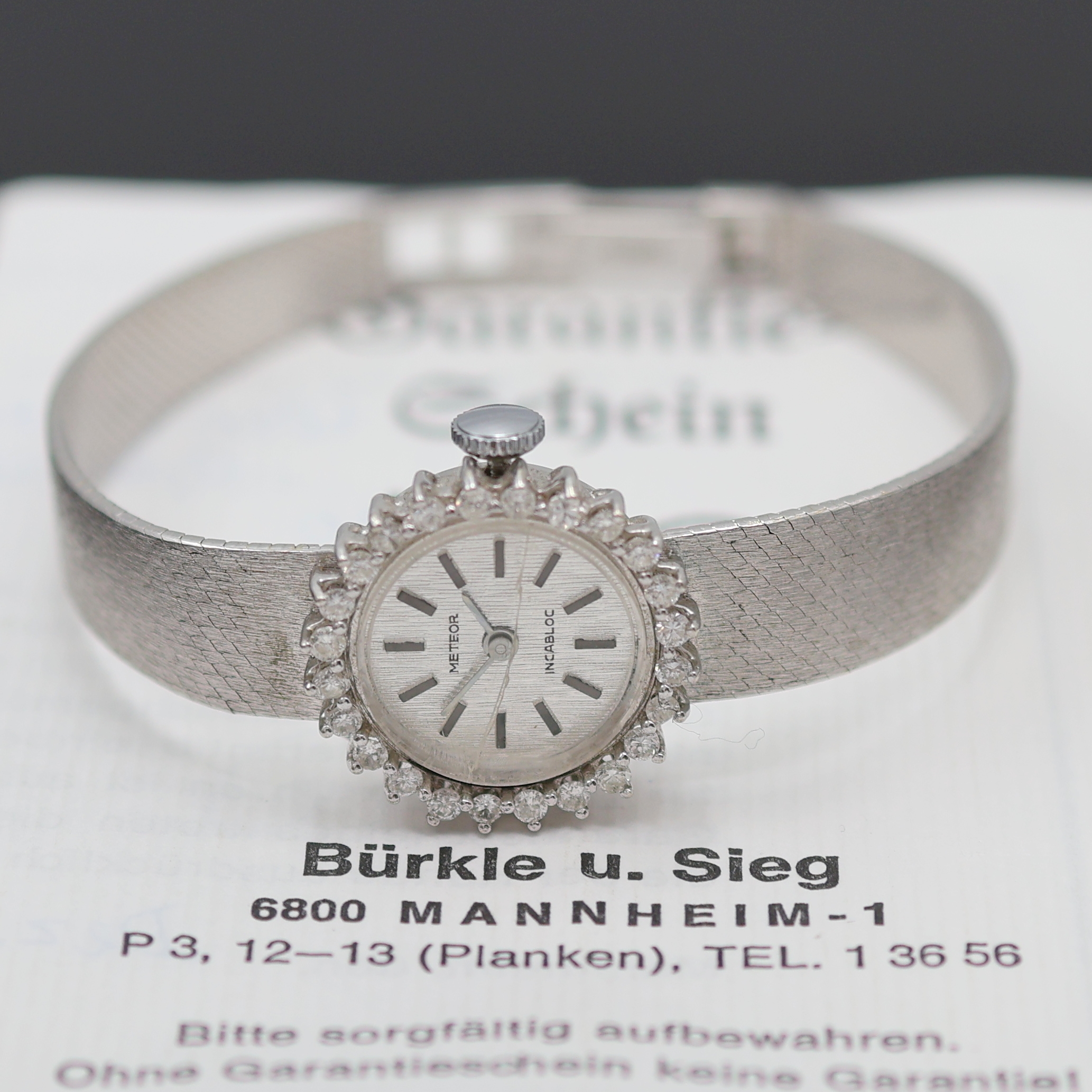 Image 26987662 - METEOR diamantbesetzte Damenarmbanduhr in WG 585/000, Schweiz um 1975, Handaufzug, ...