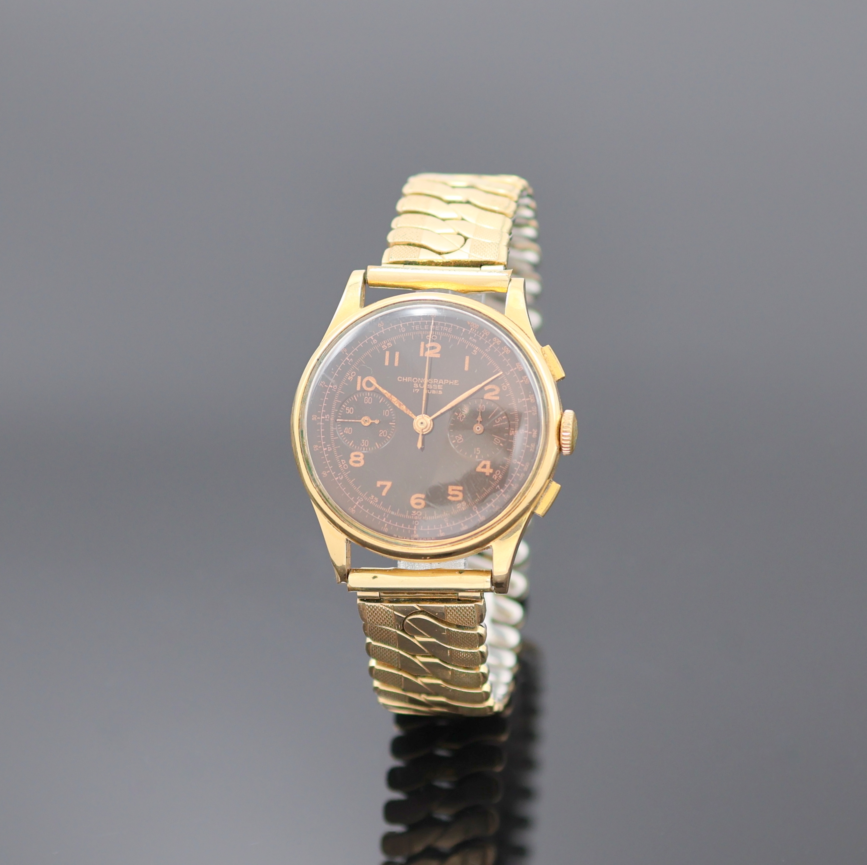 Image 26987671 - CHRONOGRAPHE SUISSE Armbandchronograph in RoseG 750/000, Schweiz um 1950, Handaufzug, ...