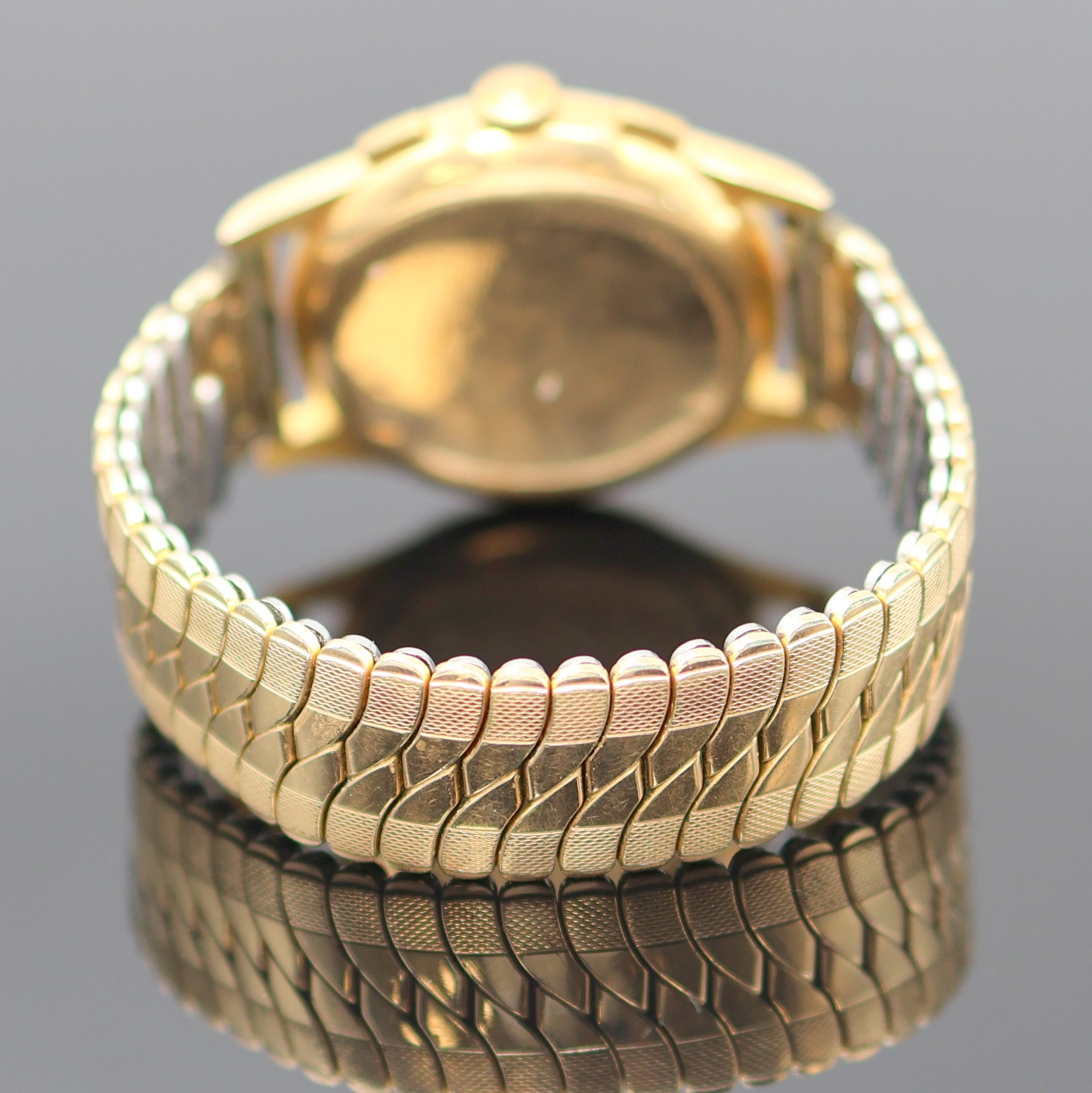 Detail b: CHRONOGRAPHE SUISSE Armbandchronograph in RoseG 750/000, Schweiz um 1950, Handaufzug, Geh. dell., Boden aufgedr., verg. Flexband, Metall Innendeckel, ...