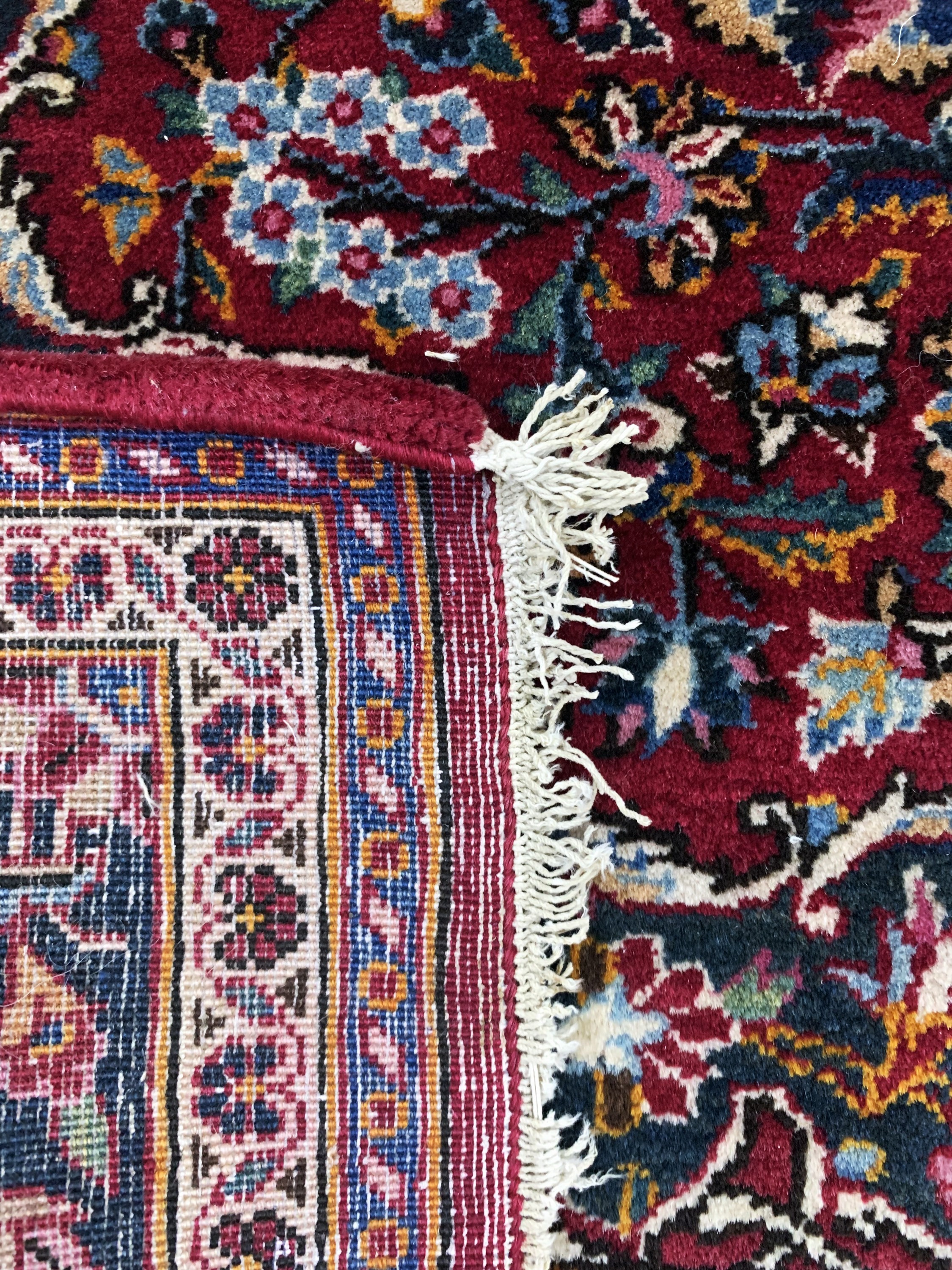 Detail f: Keschan alt, Persien, Mitte 20.Jhd, Wolle auf Baumwolle, ca. 210 x 133 cm, Mottenfraß, EHZ: 2
