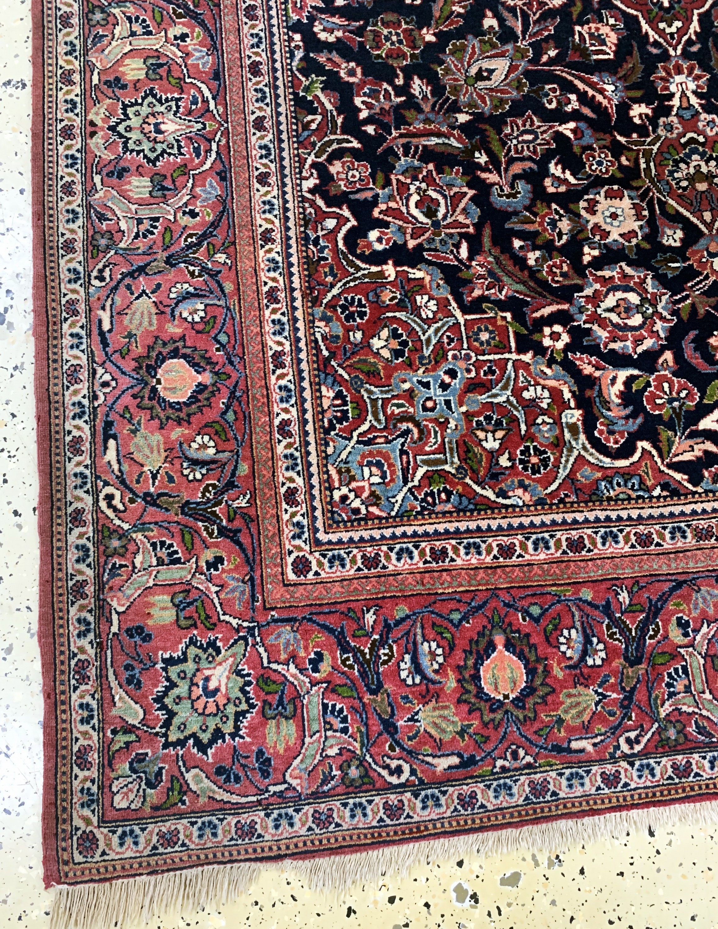Detail c: Keschan Kork alt, Persien, Anfang 20.Jhd, Korkwolle auf Baumwolle, ca. 215 x 140 cm, Mottenfraß, EHZ: 2