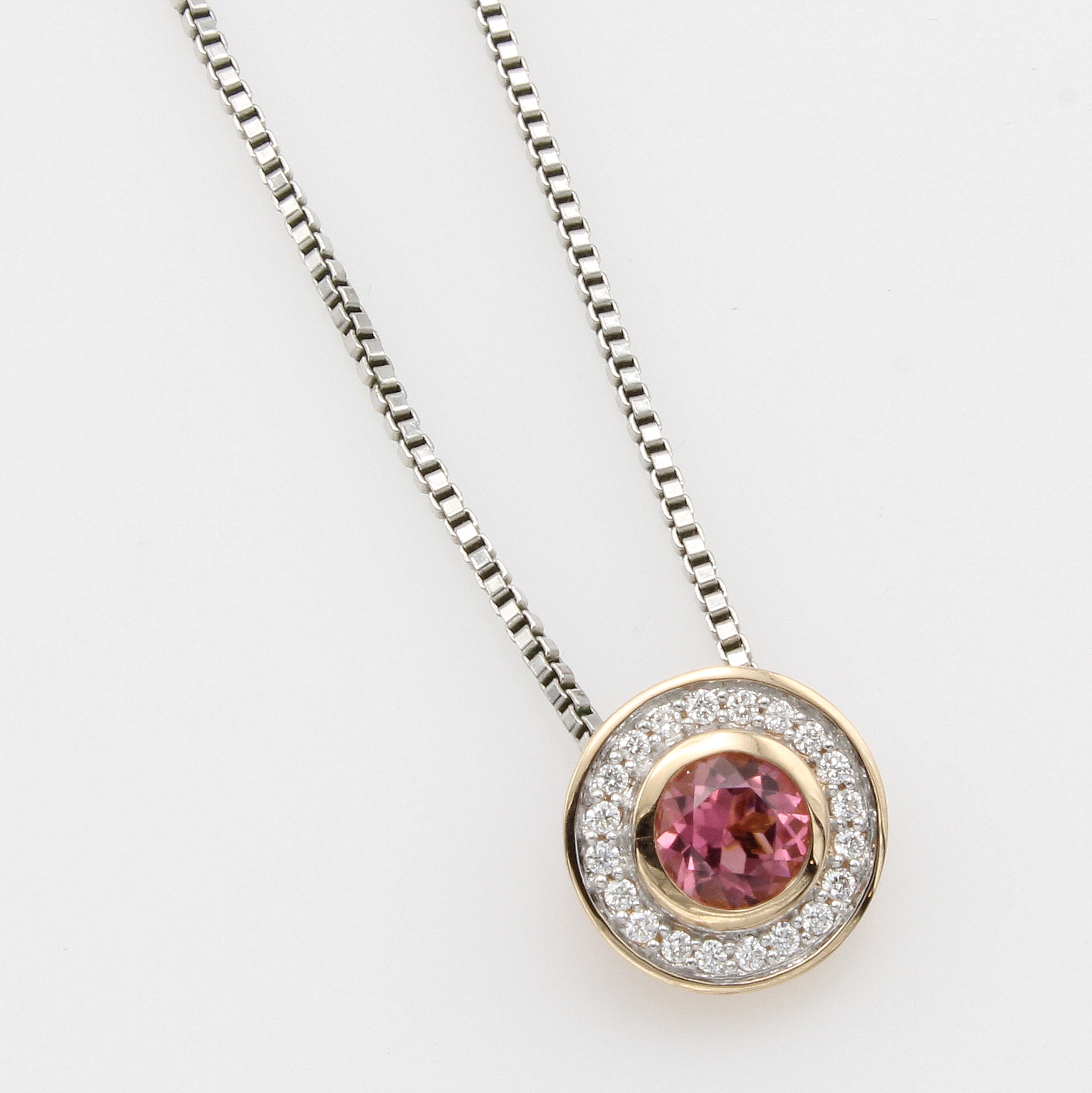 Image 26987723 - Anhänger mit Turmalin und Brillanten an Kette, RG 585/000, Kette WG 333/000, Turmalin ...