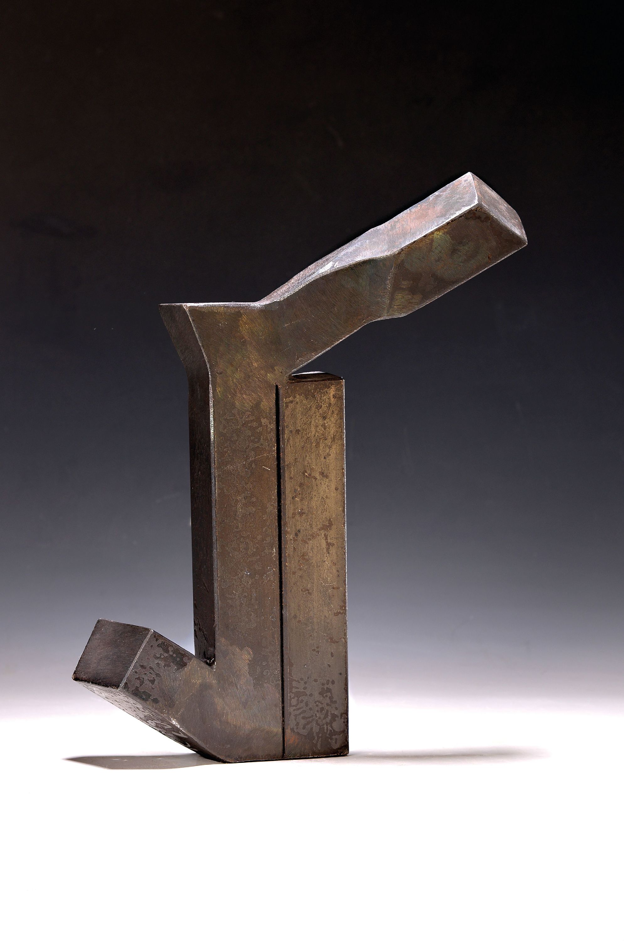 Detail k: Robert Schad, geb. 1953, Stahlskupltur, 1994, Ed. 5/9, H. 38 cm, Provenienz: Privatbesitz,erworben 2011 Galerie Wohlhüter, Leibertingen
