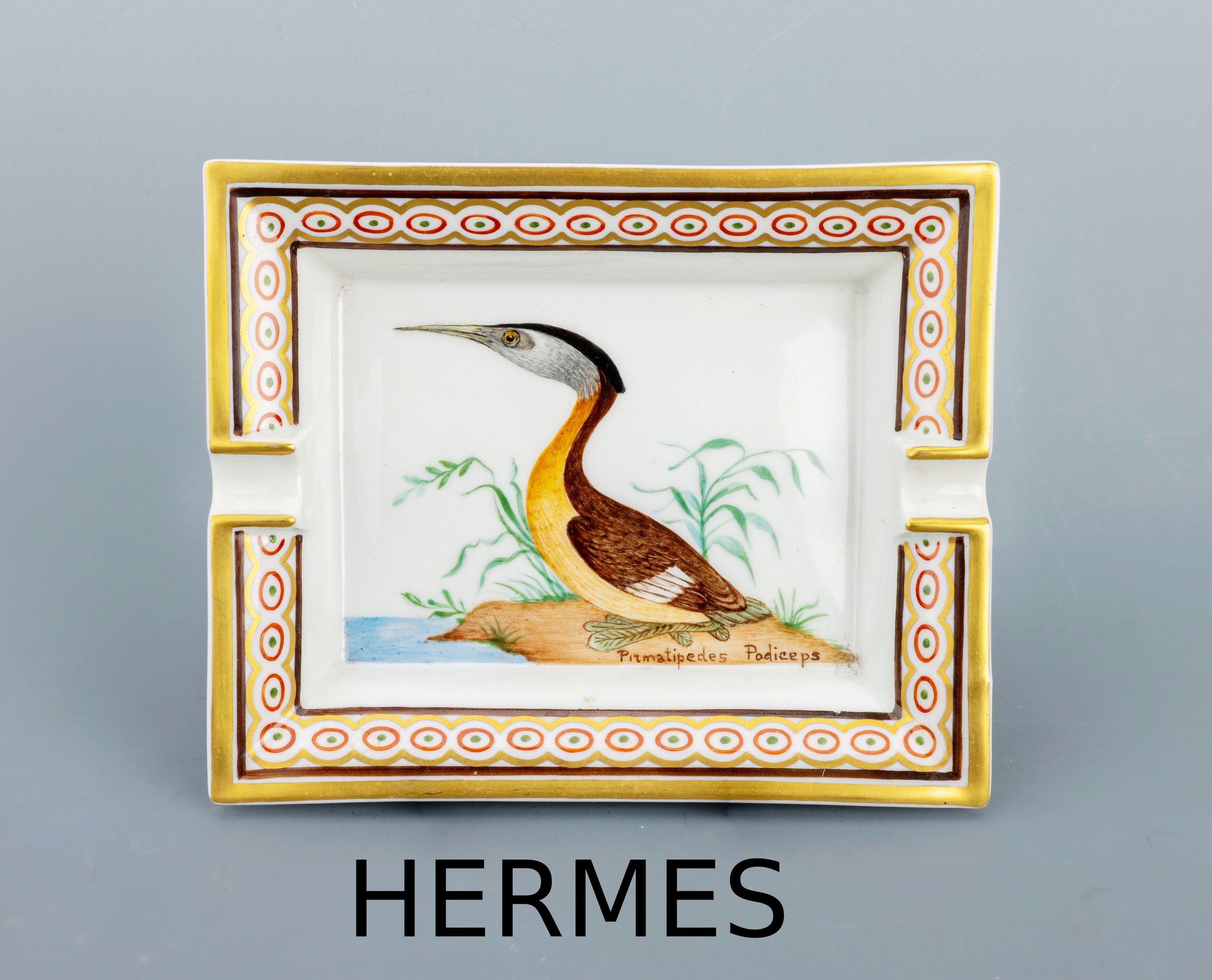 Image 26988043 - HERMES Aschenbecher, Porzellan mit polychromen Dekor, Darstellung eines Haubentauchers ...