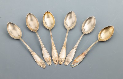 26988080a - Set 6 Kaffeelöffel, 800er Silber, Entwurf um 1905-10, floral mit Kreuzband, L. ca. 14 ...