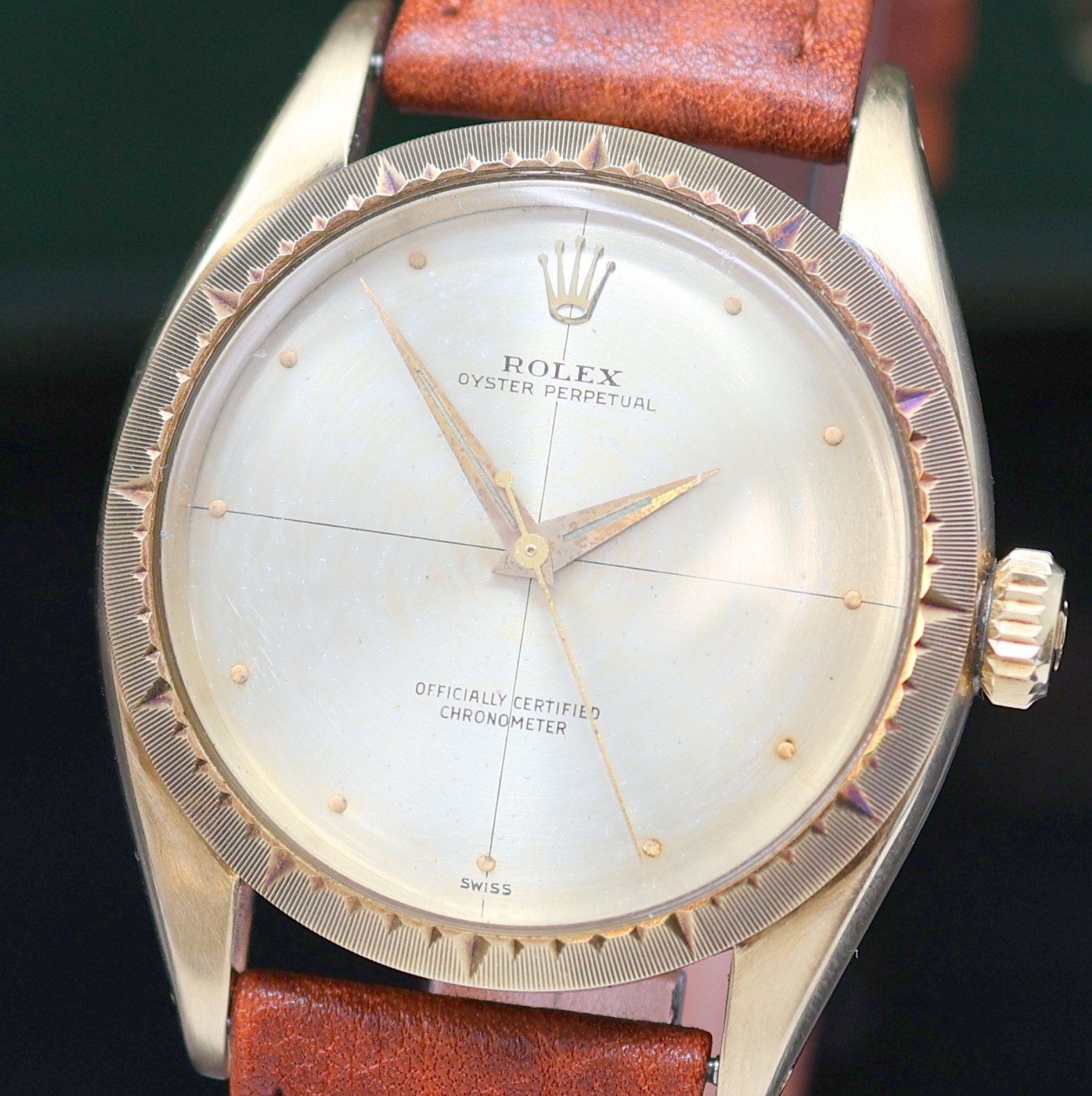 Detail a: ROLEX Oyster Perpetual Zephyr Armbandchronometer in GG 585/000 Referenz 6582, Schweiz um 1957, Automatik, 3-teil. Geh. inkl. Lederband m. orig. ...