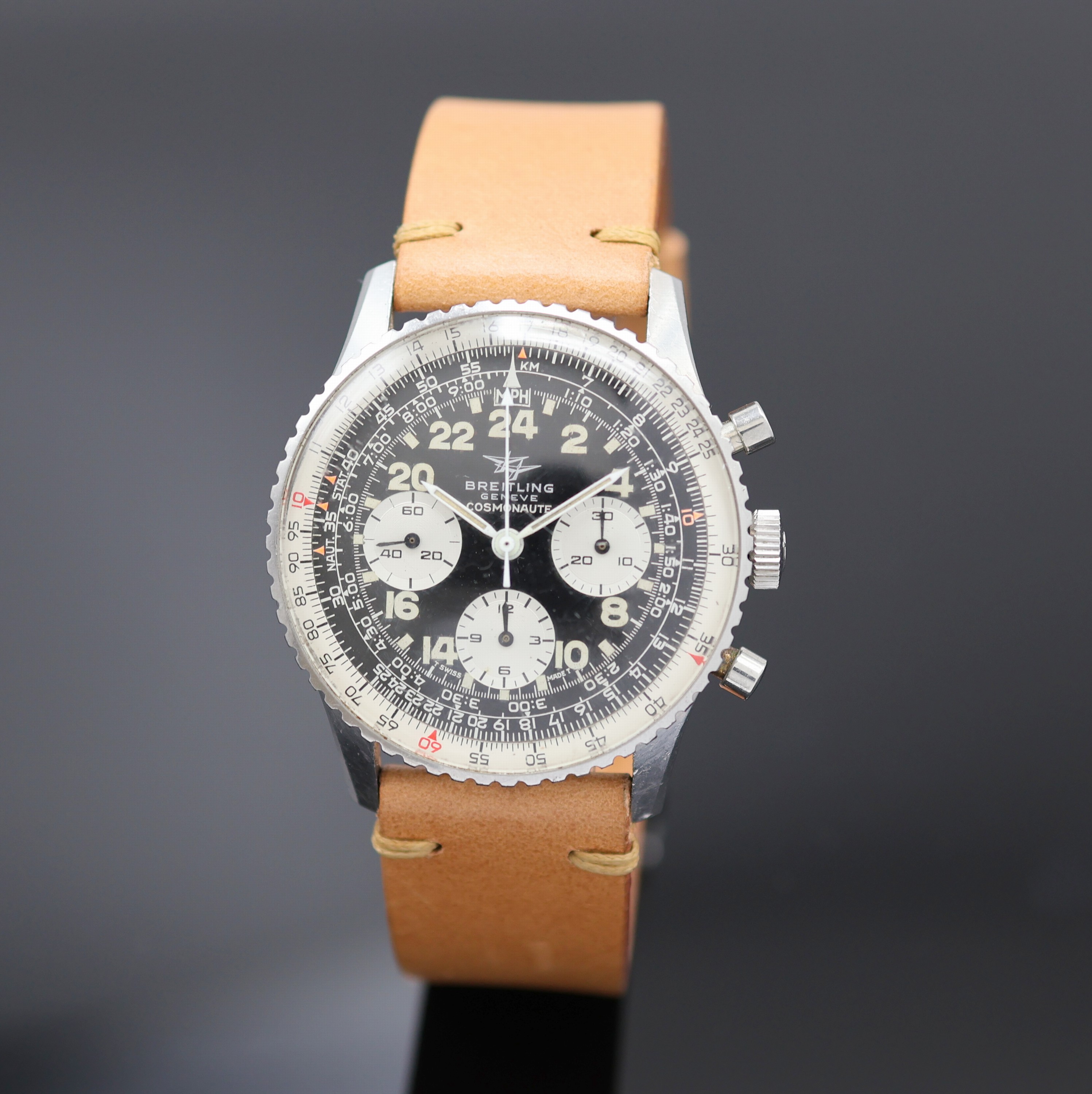 Image 26988329 - BREITLING Cosmonaute seltener Armbandchronograph Referenz 809, Schweiz um 1965, ...