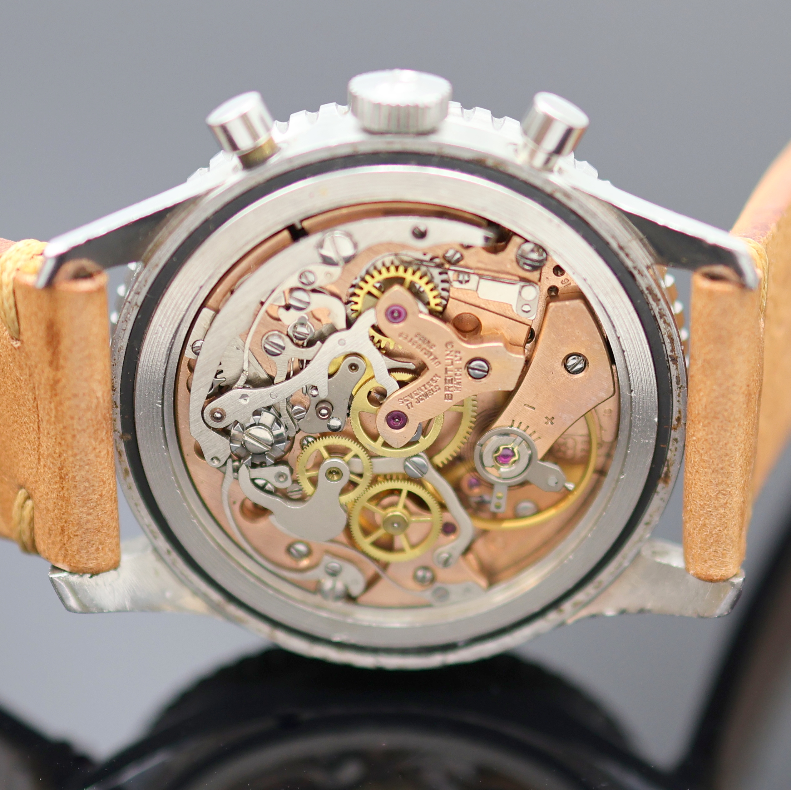 Detail b: BREITLING Cosmonaute seltener Armbandchronograph Referenz 809, Schweiz um 1965, Handaufzug, 3-teil. Edelstahlgeh. dell., Boden aufgedr., ...