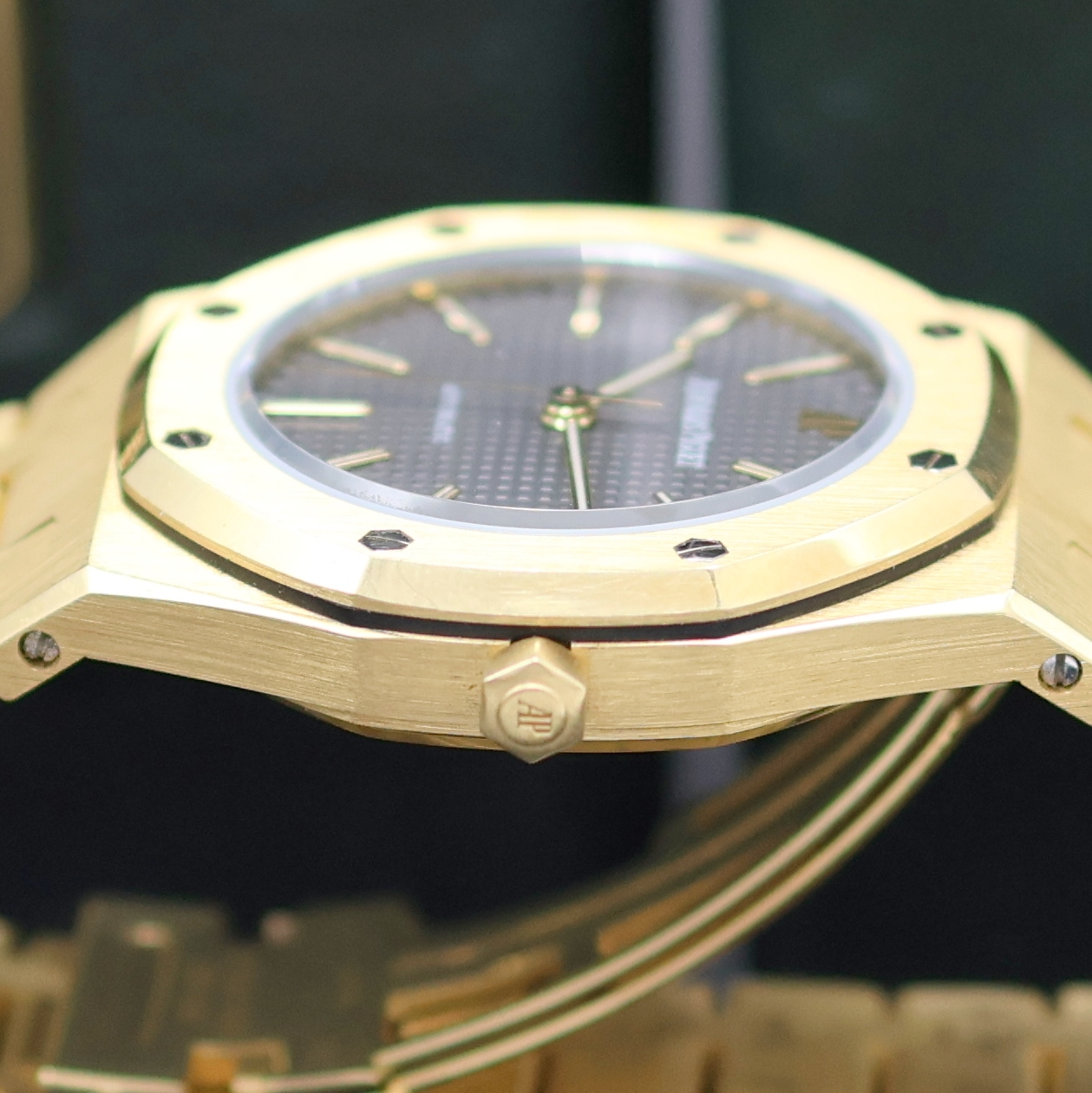 Detail e: AUDEMARS PIGUET Royal Oak selten gut erhaltene Armbanduhr in GG 750/000 Referenz 4100BA, Automatik, Schweiz um 1980, Design von Gerald Genta, inkl. ...