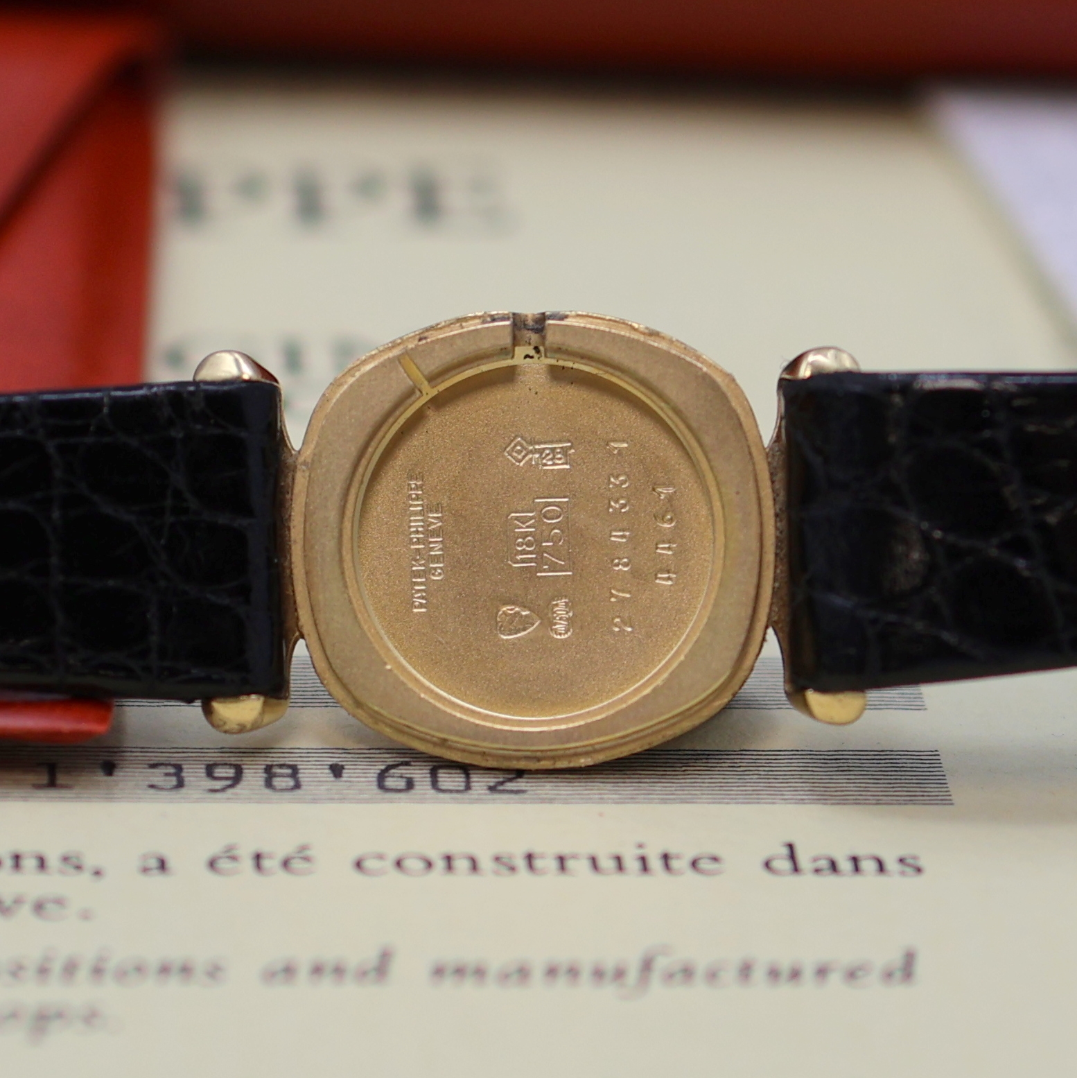 Detail h: PATEK PHILIPPE Ellipse d´Or seltene Damenarmbanduhr in GG 750/000 Referenz 4461, Handaufzug, Schweiz um 1975, 2-teil. Geh. inkl. orig. Lederband m. ...