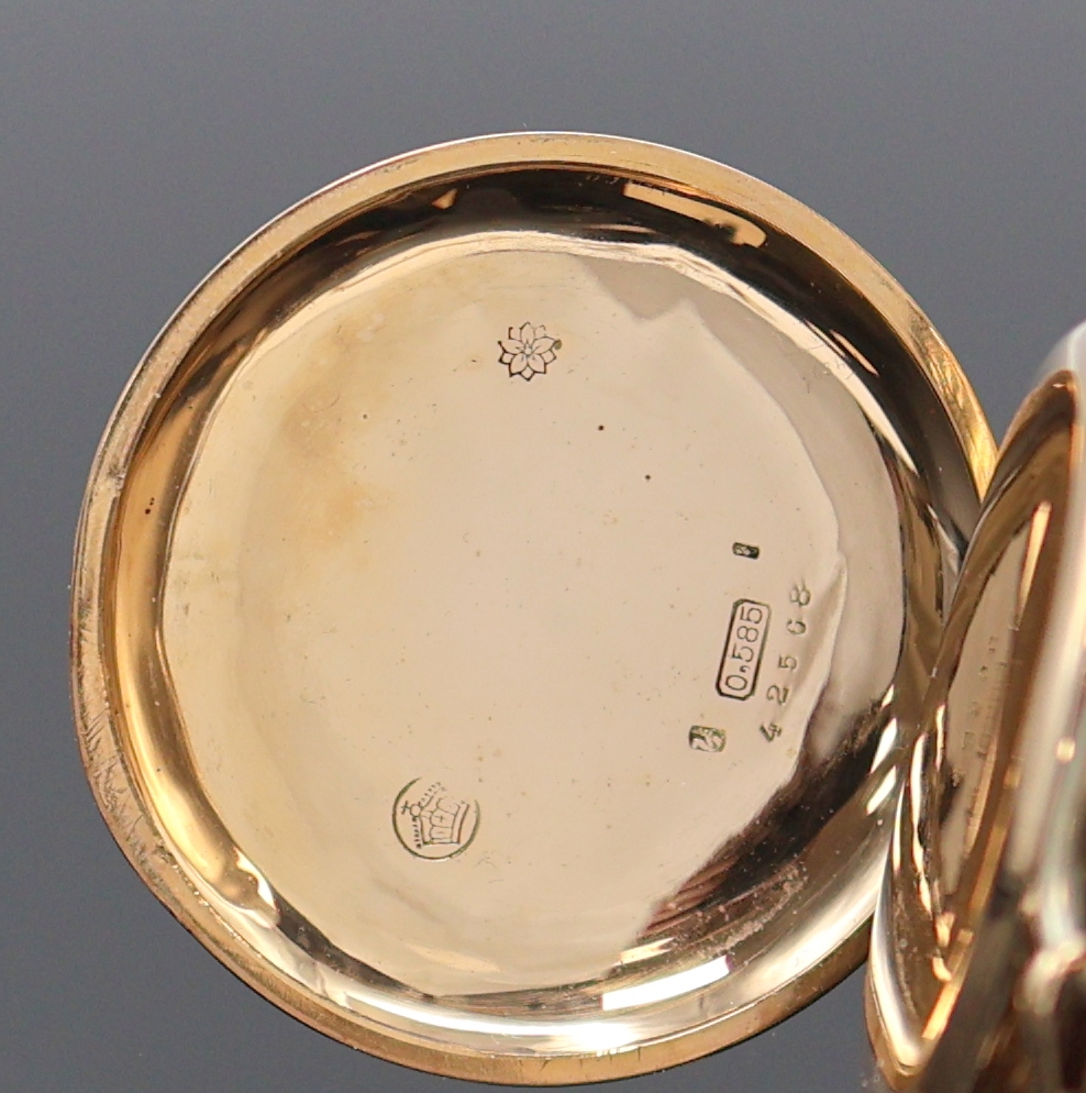 Detail d: SYSTEME GLASHÜTTE Herrensavonette in RG 585/000 an GG 333/000 Kette, Schweiz um 1910, ehm. guill. 3-Deckel-Goldgeh. dell., Emailzifferbl. riss., ...