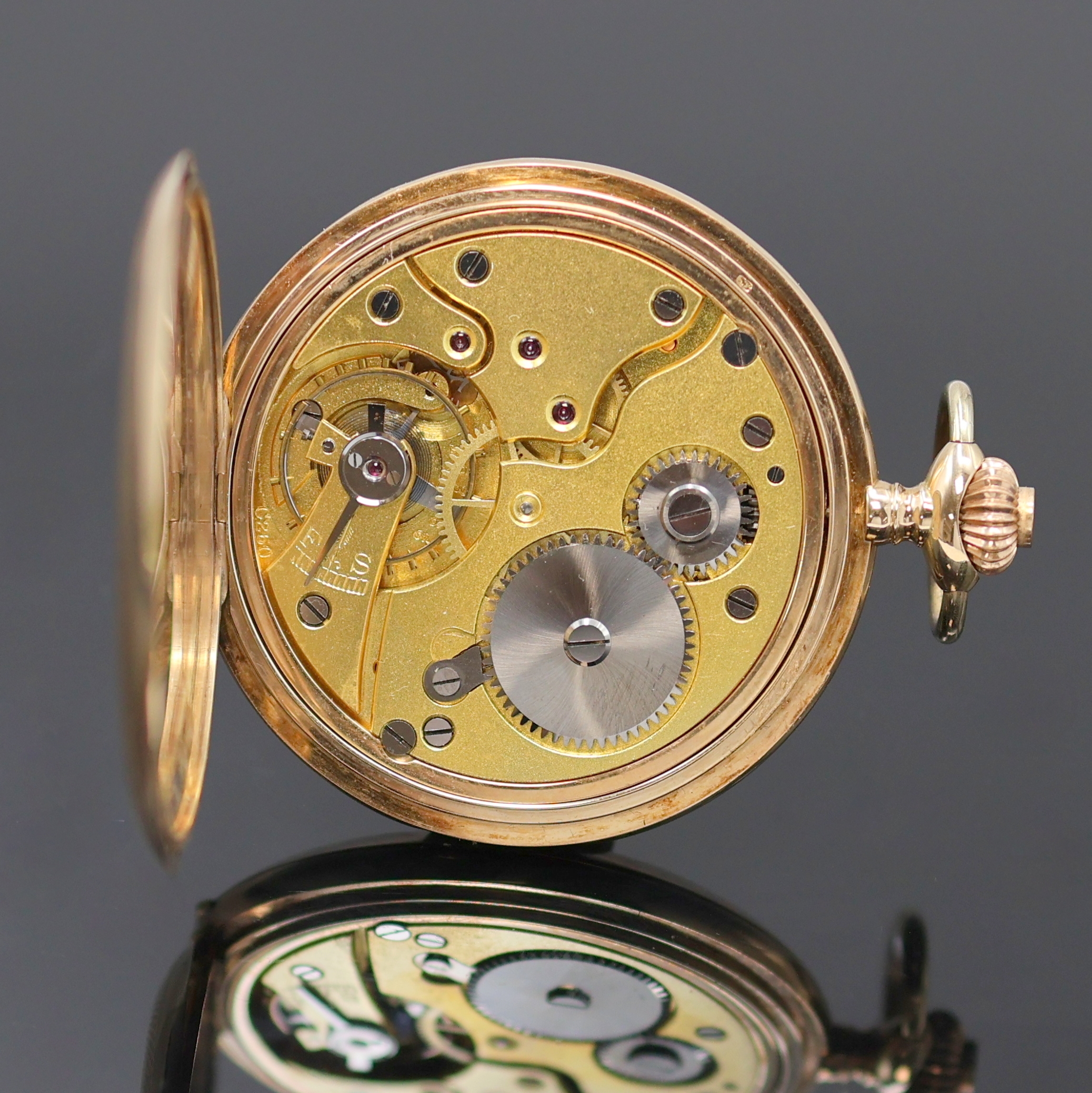 Detail g: Herrensavonette in GG 585/000, um 1930, guill. 2-Deckel Goldgeh. l. dell., verg. Cuv., verg. Zifferbl. m. aufgel. Breguet- Zahlen, Breguet-Zeiger, ...