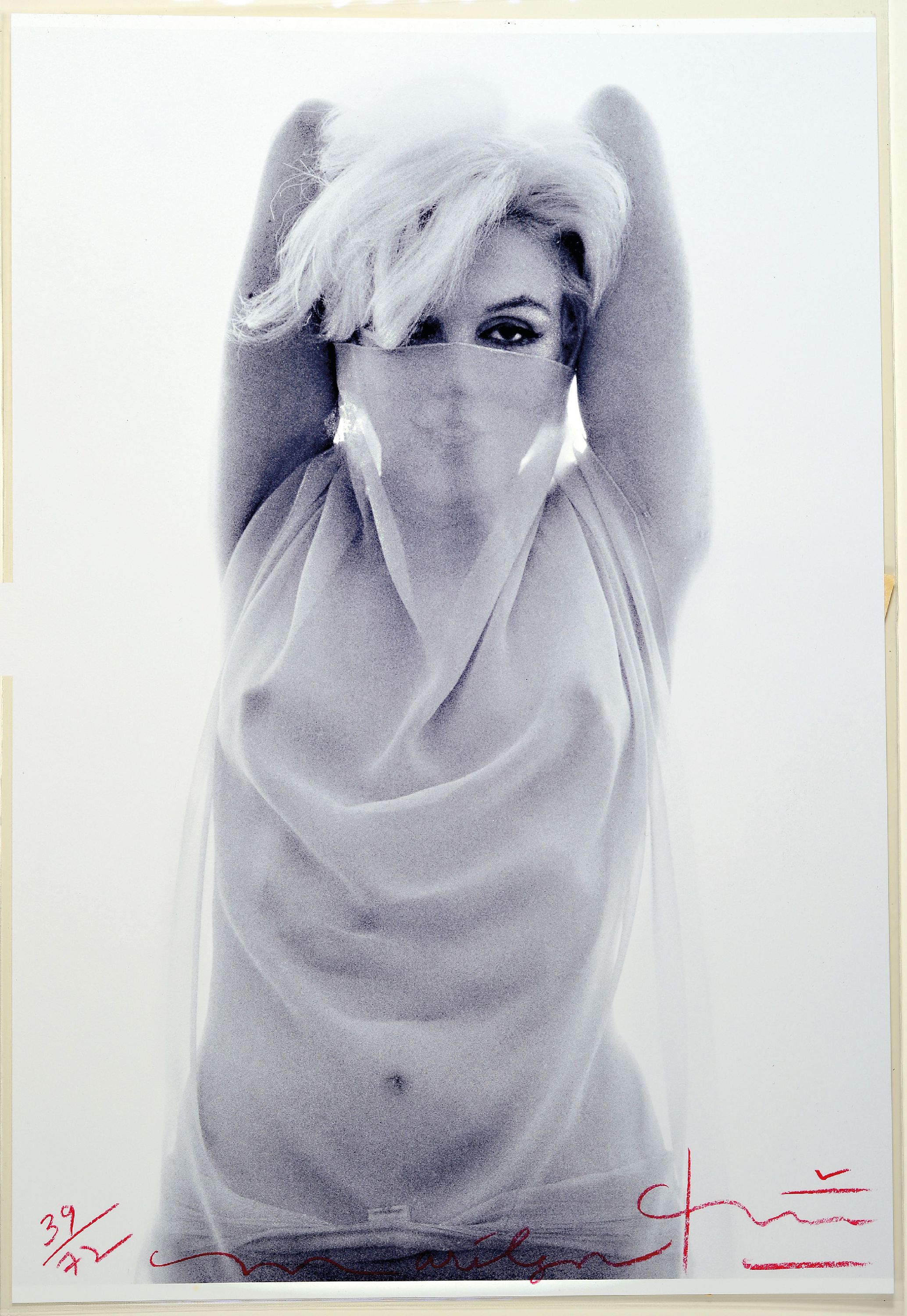 Detail k: Bert Stern, 1929-2013, Marilyn Arabian, Fotografie auf dickem matten Papier, die Aufnahme stammt aus dem Jahr 1962, hier ein Abzug aus 2012, sign. ...
