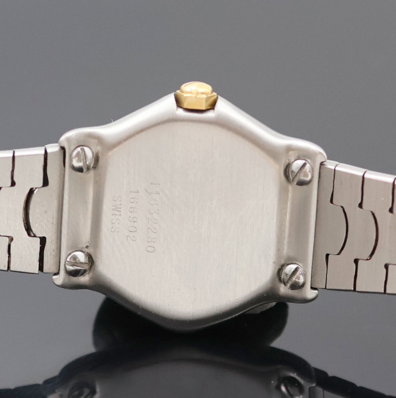 Detail d: EBEL Damenarmbanduhr Referenz 166902, Schweiz 1980er Jahre, quarz, zweit. Geh. in Edelstahl/Gold kombiniert, Wellengliederband m. Kastenschl., 5-fach ...