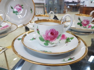 26988999b - 4 Gedecke Meissener Rose mit Schwanenhenkel, Meissen, 1. Hälfte 20.Jh., Porzellan, ...