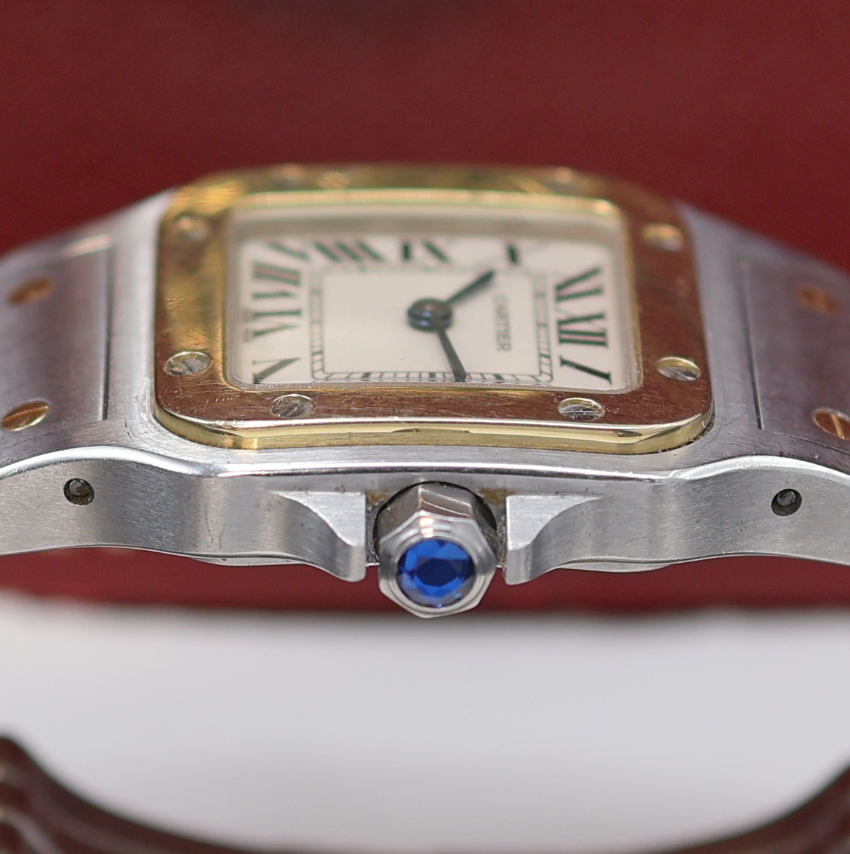 Detail c: CARTIER Damenarmbanduhr Santos Galbee Referenz 1567, Schweiz um 2006, quarz, Edelstahl/Gold kombiniert inkl. Gliederband m. dopp. Faltschl., Boden ...