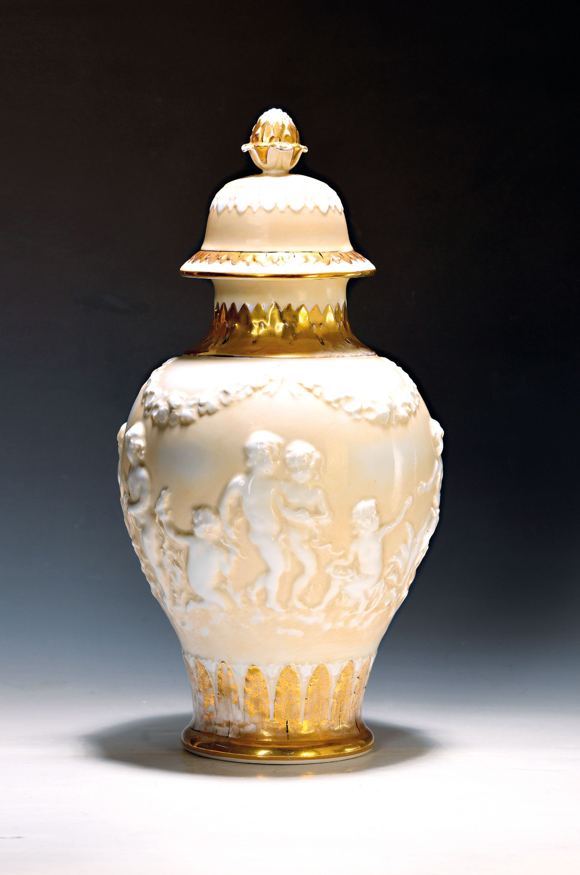 Image 26989074 - Große Deckelvase, von Schierholzsche Porzellanmanufaktur, Plaue, 1950/70er- Jahre, ...
