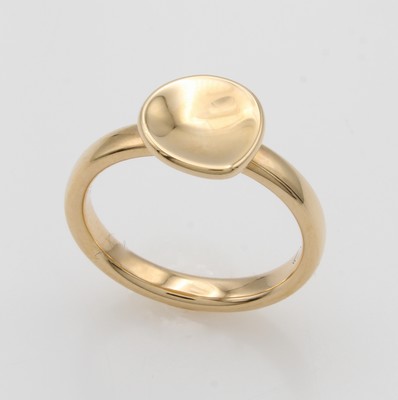 26989349a - Ring, RG 750/000, Tropfenform, RW ca. 54 Schätzpreis: 1740, - EUR