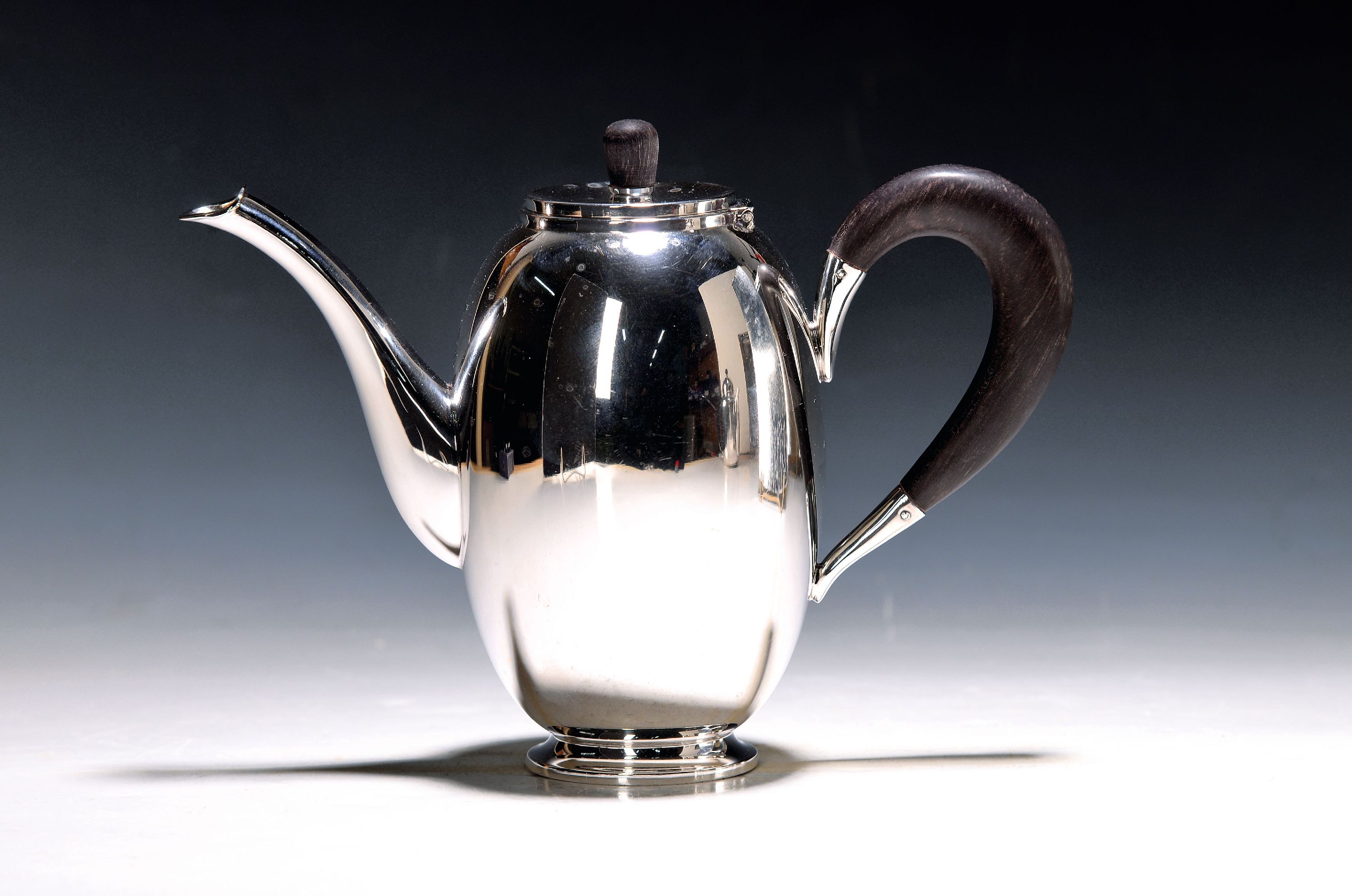 Image 26989574 - Kleine Silber-Kaffeekanne, Wilhelm Binder, 835er Silber, wohl 30er Jahre, Ebenholzgriff, ...