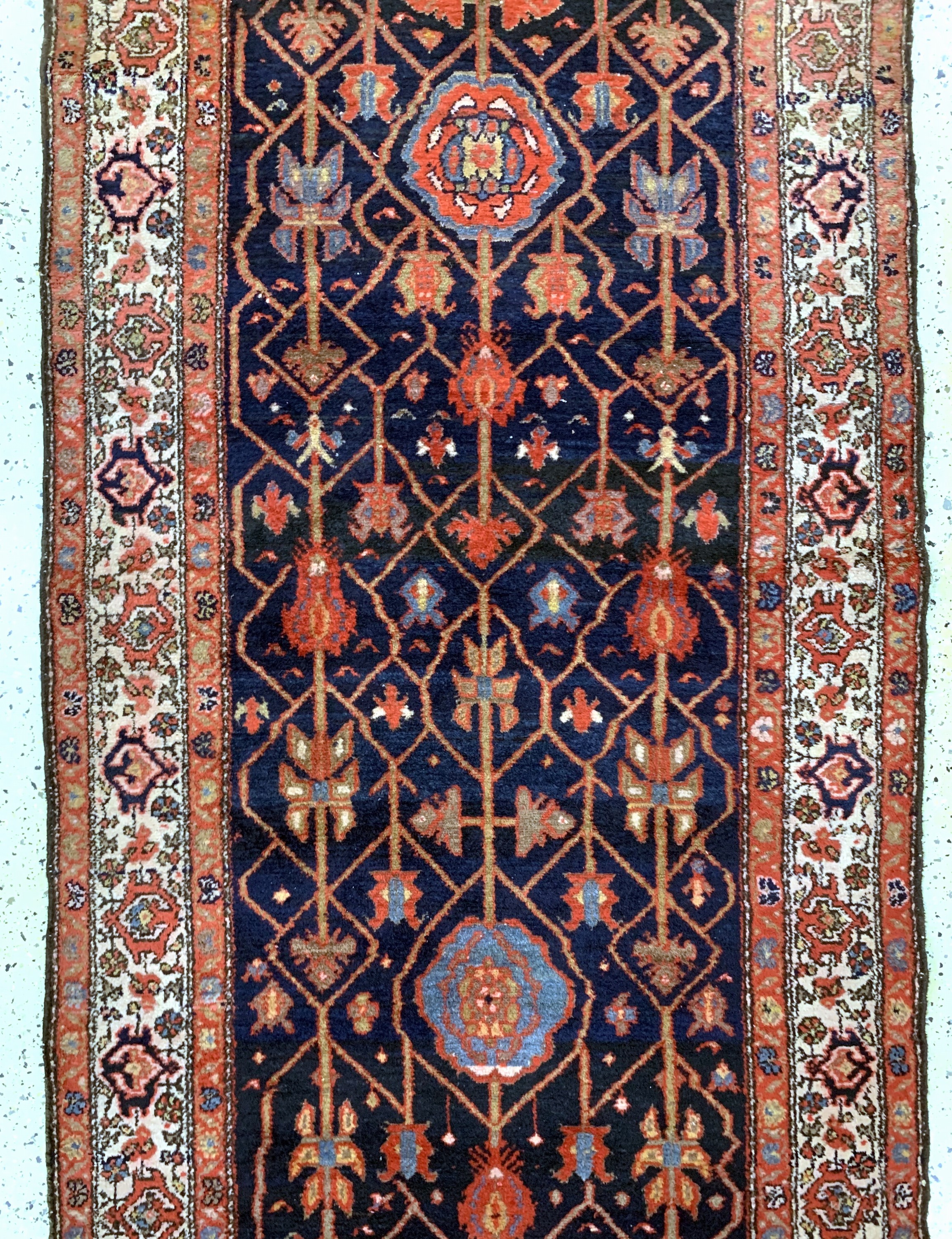 Detail b: Hamadan alt, Persien, Anfang 20.Jhd, Wolle auf Baumwolle, ca. 480 x 110 cm, EHZ: 2