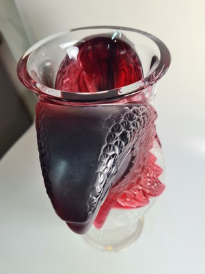 26989915e - Papageienvase, Lalique, 1990er-Jahre, am Boden signiert und nummeriert, Ed. 32/99, ...