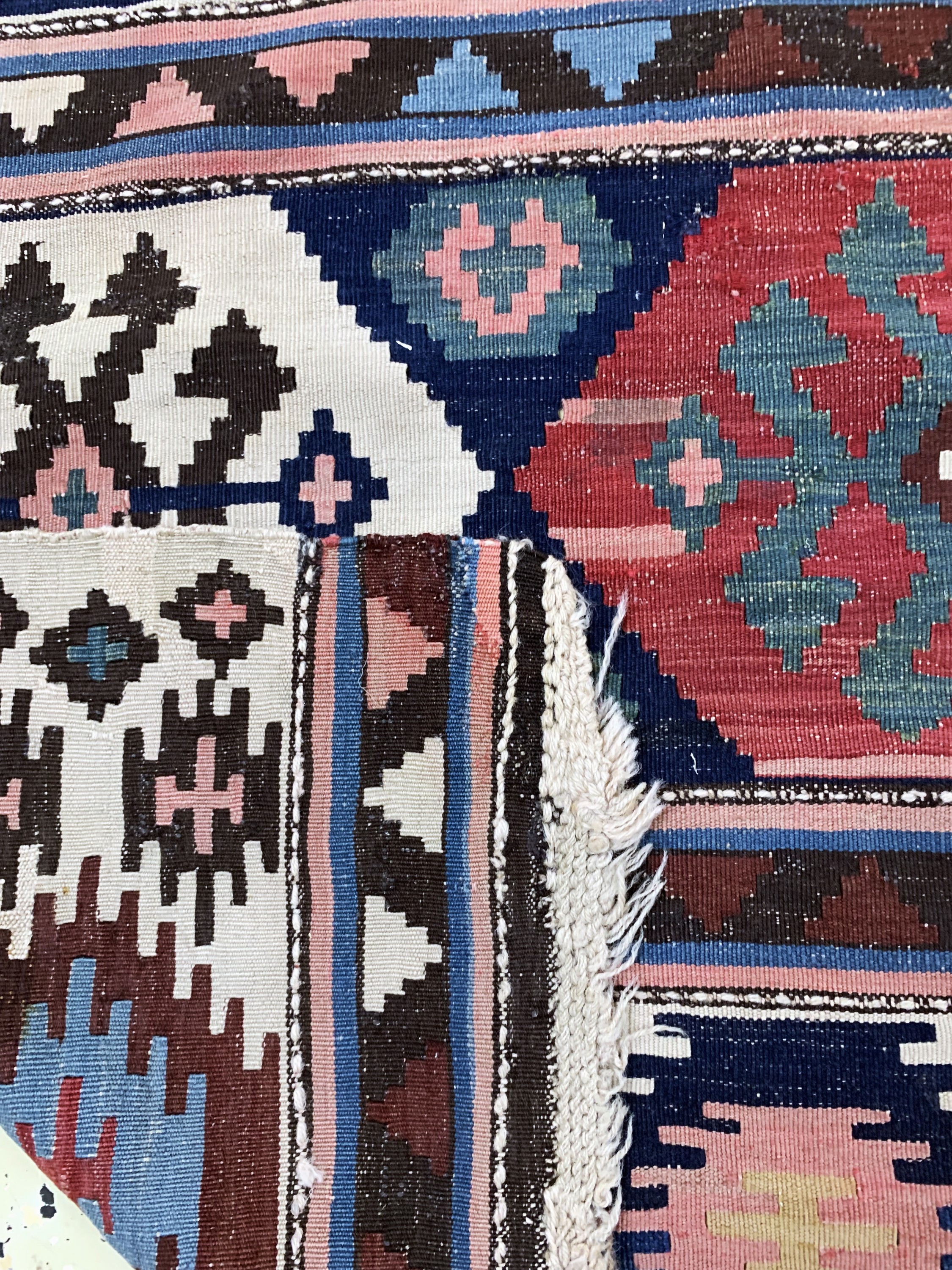 Detail h: "Kuba"Schirwan Kelim antik, Kaukasus, 19.Jhd, Wolle auf Wolle, ca. 297 x 200 cm, EHZ: 2, (kleine Restaurierungen)