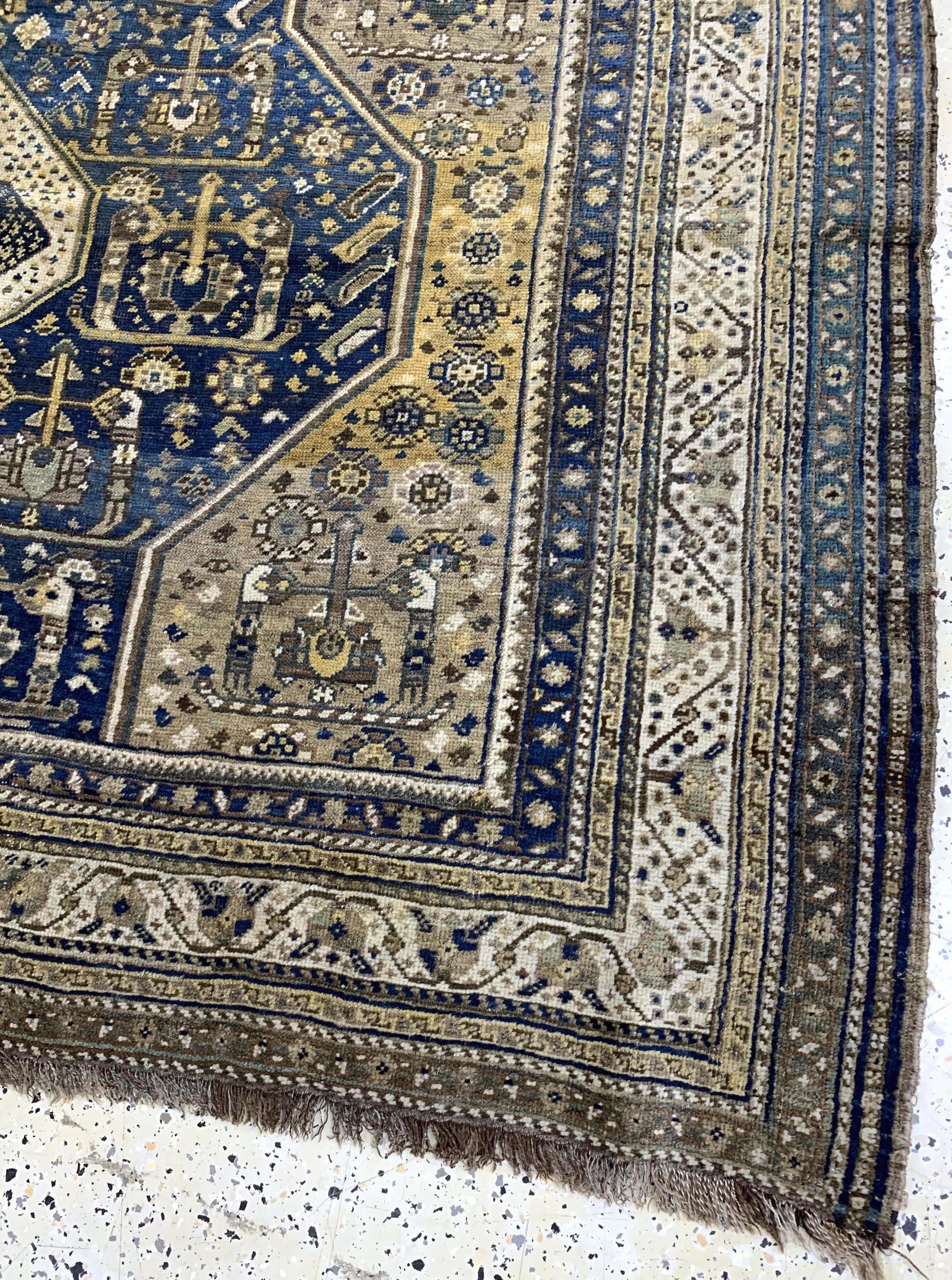 Detail f: Ghaschgai antik, Persien, 19.Jhd, Wolle aufWolle, ca. 285 x 211 cm, EHZ: 3
