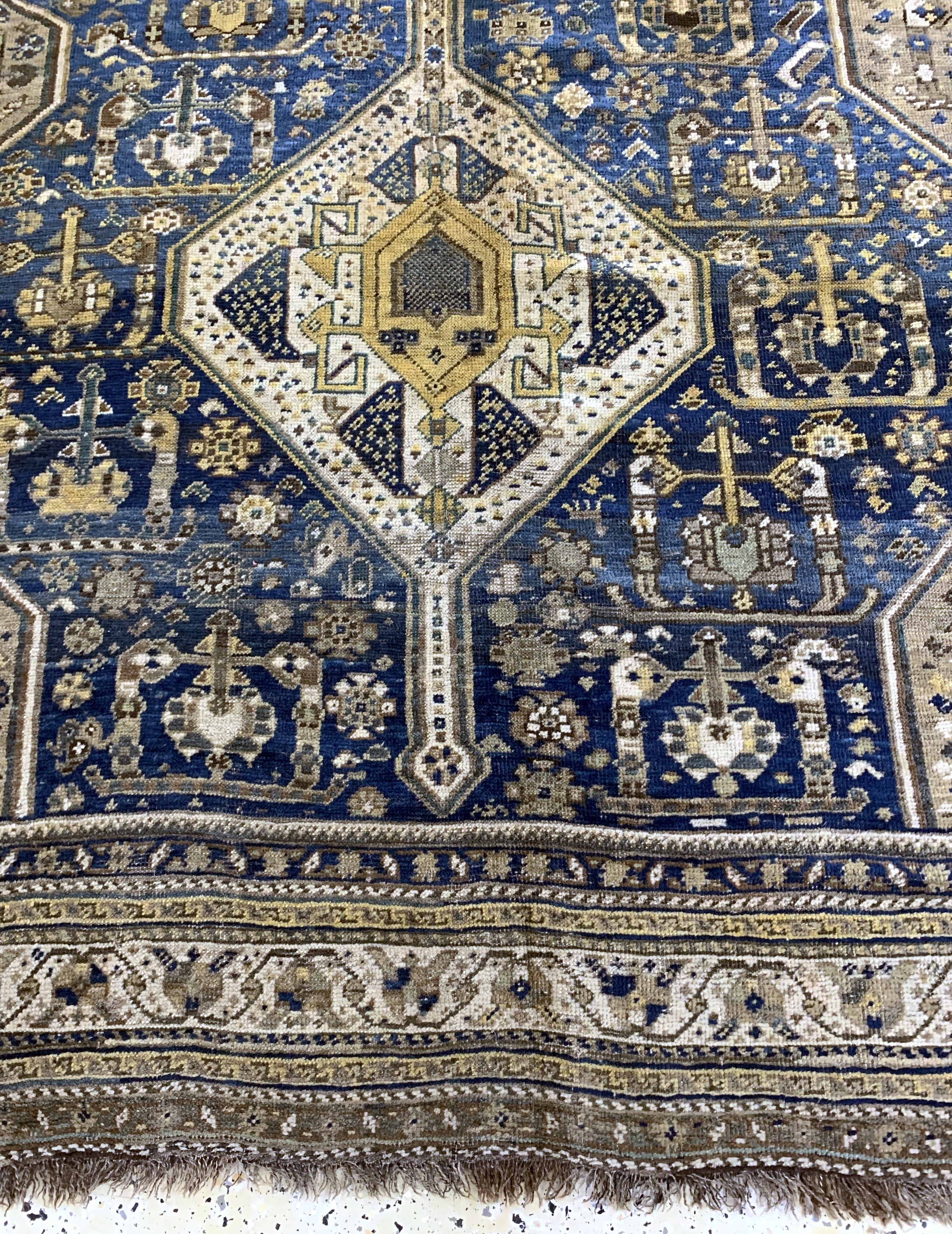 Detail g: Ghaschgai antik, Persien, 19.Jhd, Wolle aufWolle, ca. 285 x 211 cm, EHZ: 3