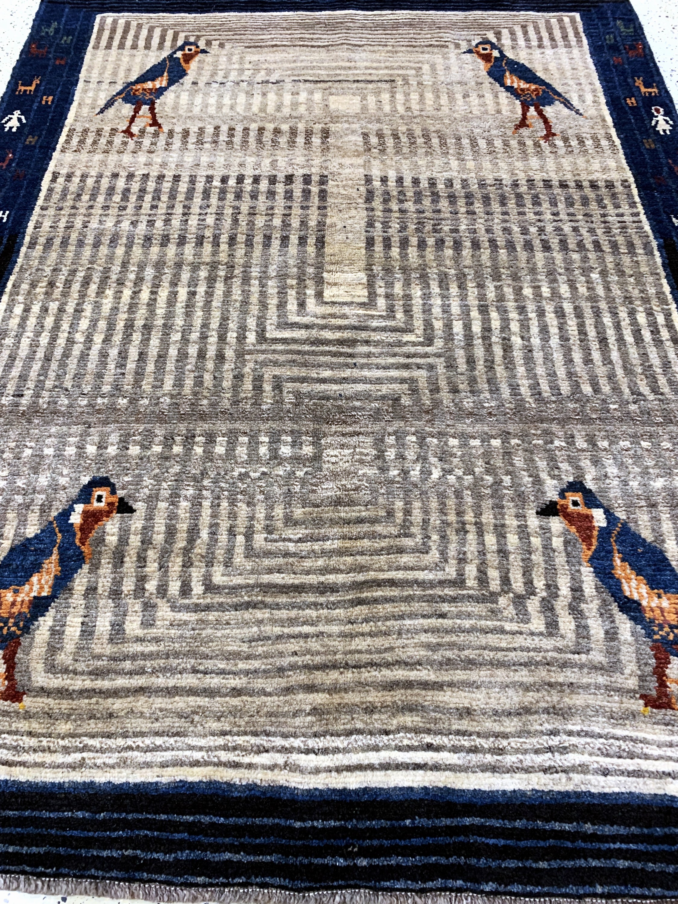 Detail e: Gabbeh alt, Persien, Mitte 20.Jhd, Wolle auf Wolle, ca. 210 x 160 cm, EHZ: 2