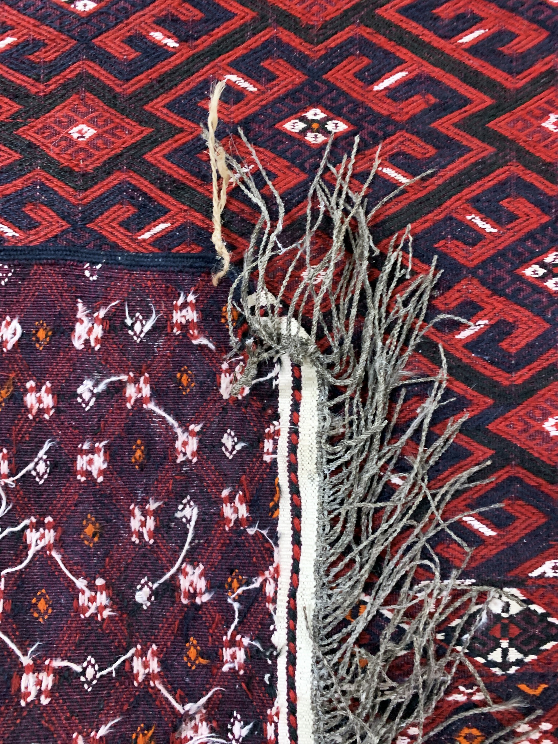 Detail h: Jomud"Palas"Sumakh alt, Turkmenistan, Anfang 20.Jhd, Wolle auf Wolle, ca. 380 x 220 cm, EHZ: 3, (Trittfallten)