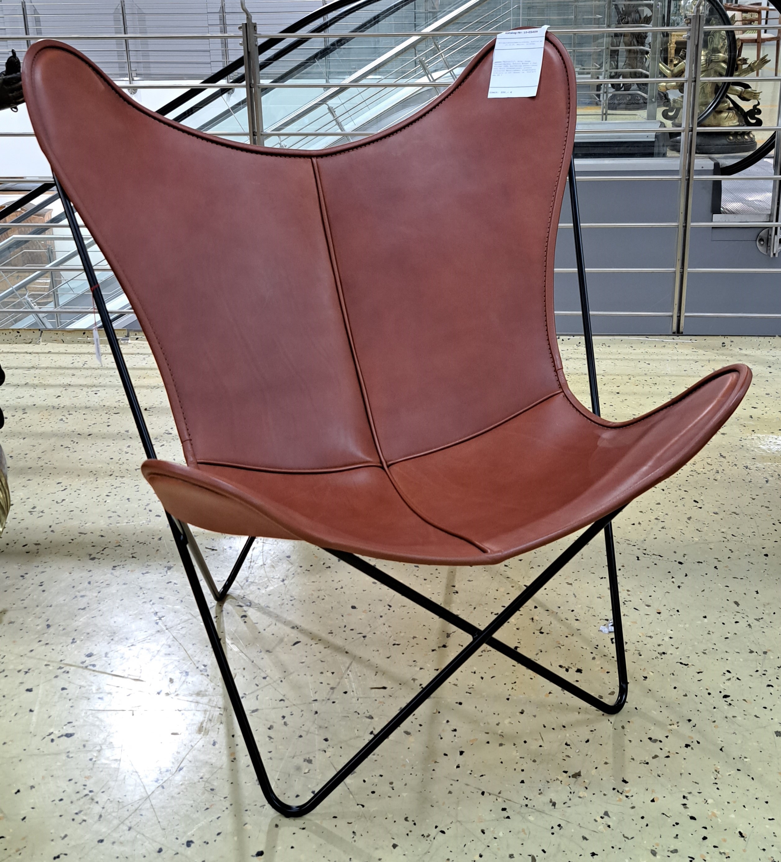 Detail a: Sessel "Butterfly", Entw. Jorge Ferrari-Hardoy, Antonio Bonnet & Juan Kurchan 1938, Ausführung 2000er-Jahre, wohl Knoll International, ...