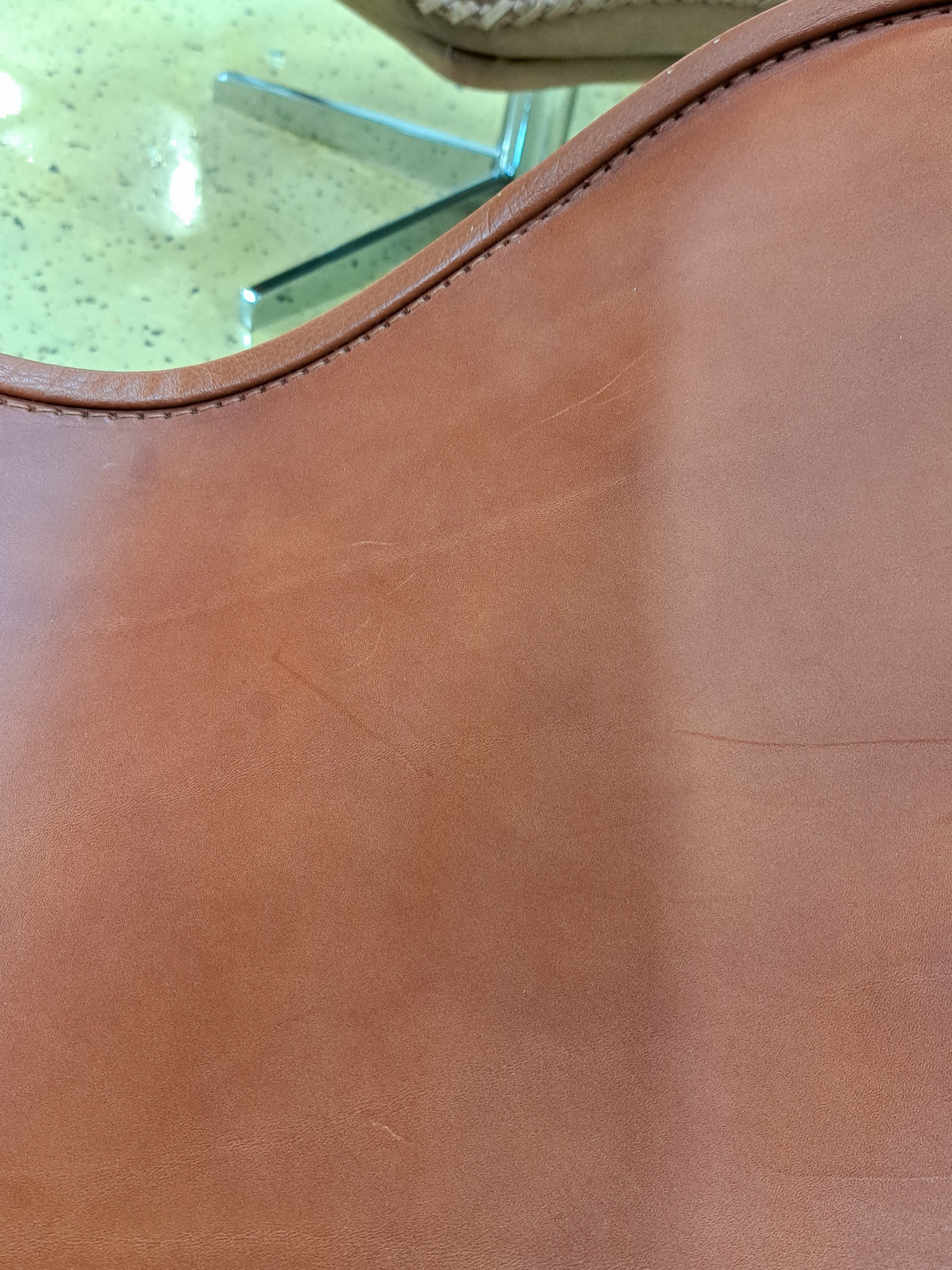Detail h: Sessel "Butterfly", Entw. Jorge Ferrari-Hardoy, Antonio Bonnet & Juan Kurchan 1938, Ausführung 2000er-Jahre, wohl Knoll International, ...