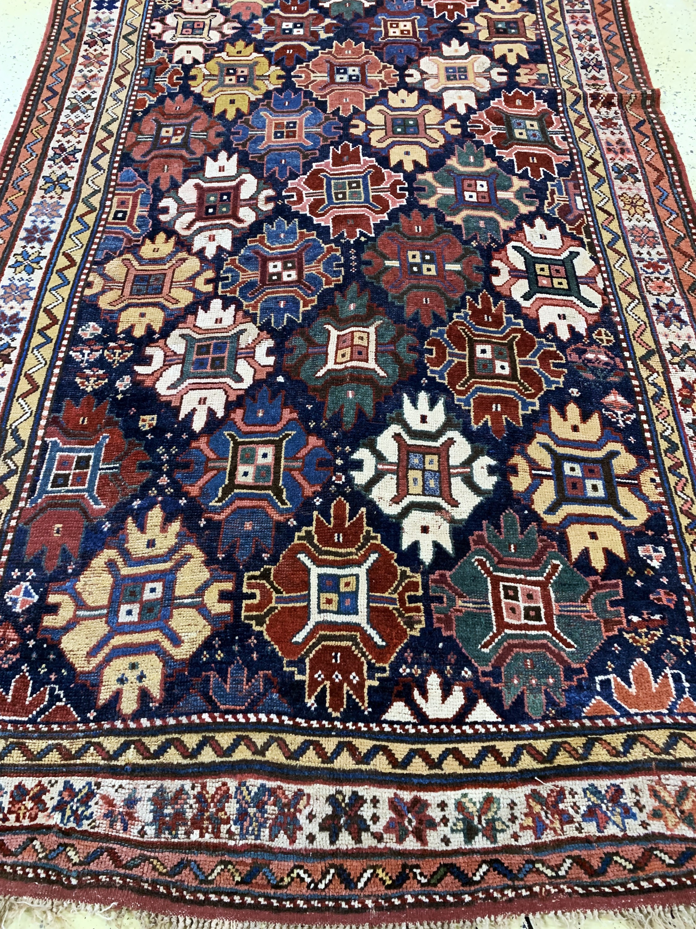 Detail h: Kurdischer"Dorfteppich"antik, Türkei, 19.Jhd, Wolle auf Wolle, ca. 370 x 158 cm, EHZ: 3