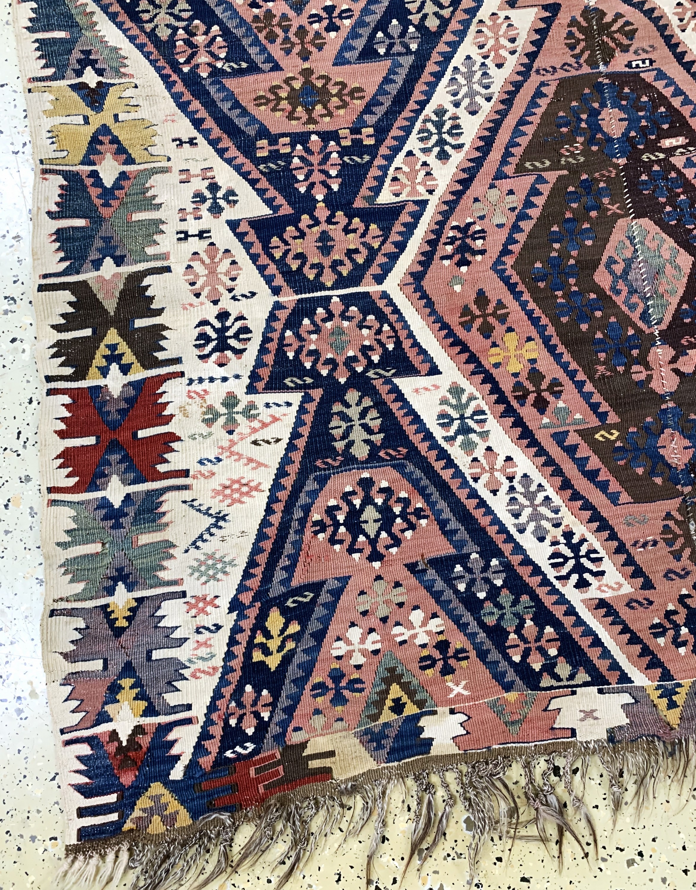 Detail b: Malatia Kelim antik, Türkei, um 1900, Wolleauf Wolle, ca. 193 x 145 cm, (2 Bahnig), EHZ: 2