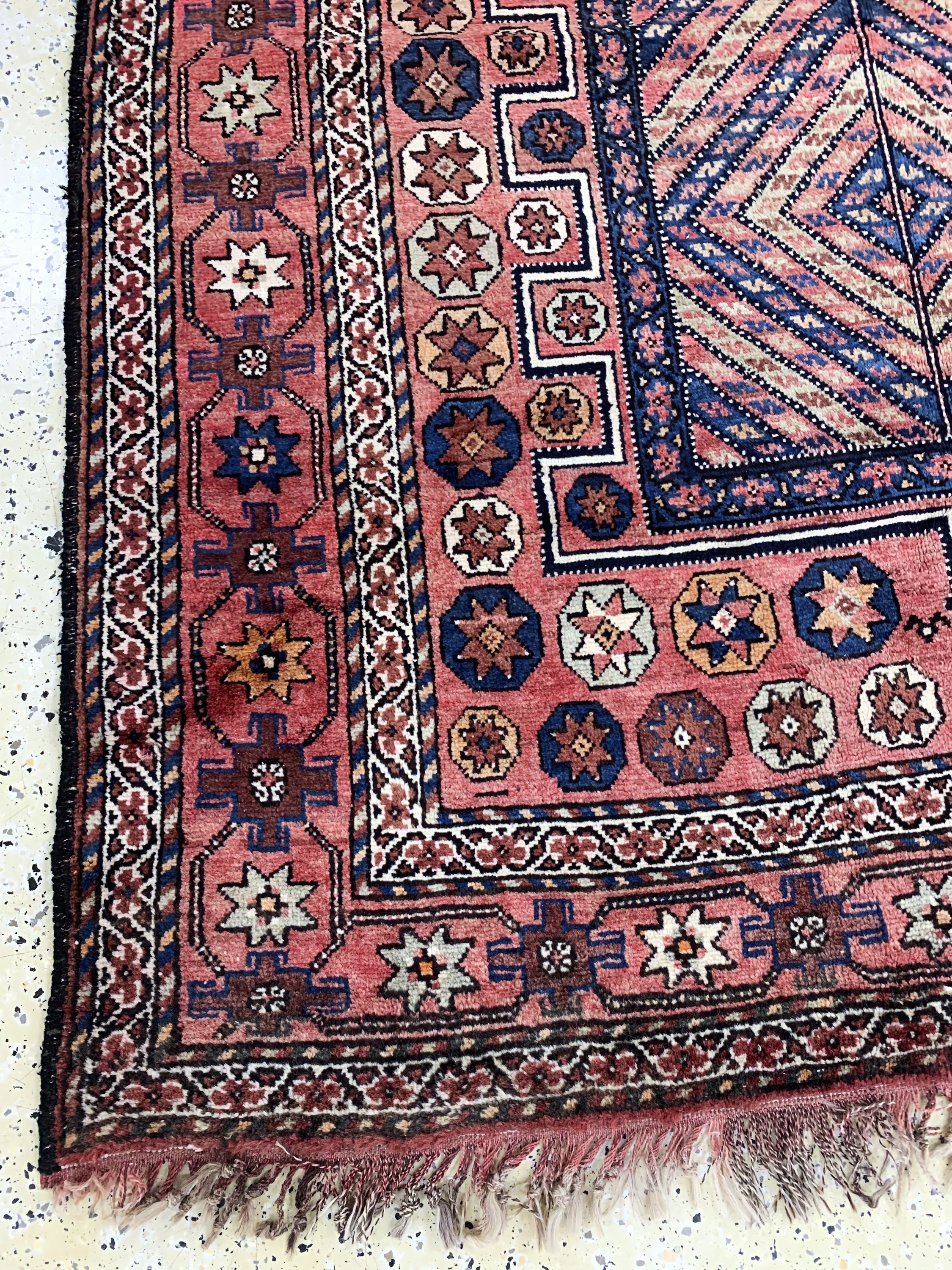 Detail f: Khorasan Kordi antik, Persien, um 1900, Wolle auf Wolle, ca. 336 x 177 cm, Mottenfraß,EHZ: 3