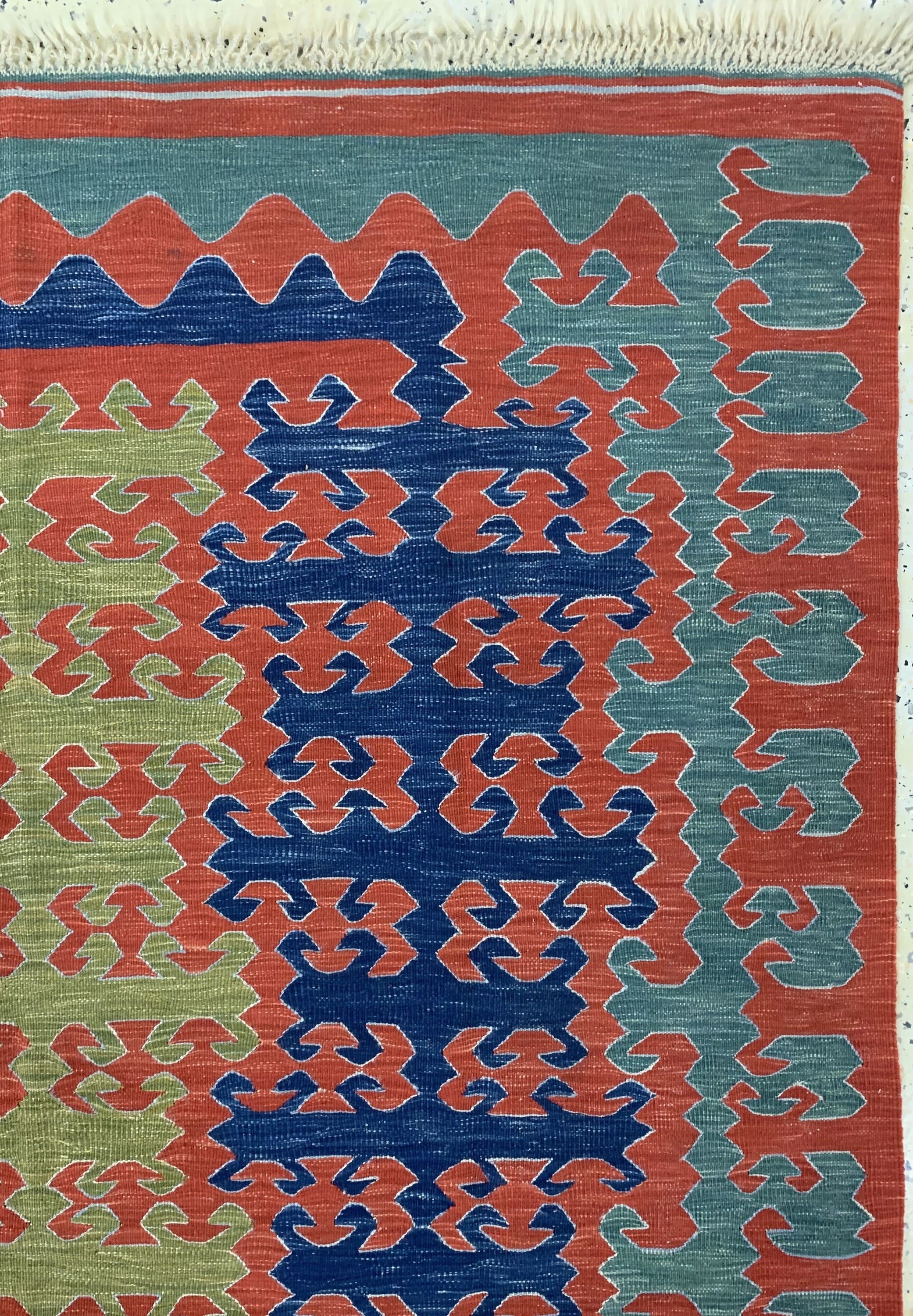 Detail e: Anatol Kelim, Türkei, Anfang 20.Jhd, Wolle auf Wolle, ca. 210 x 145 cm, EHZ: 2(kleines Loch)