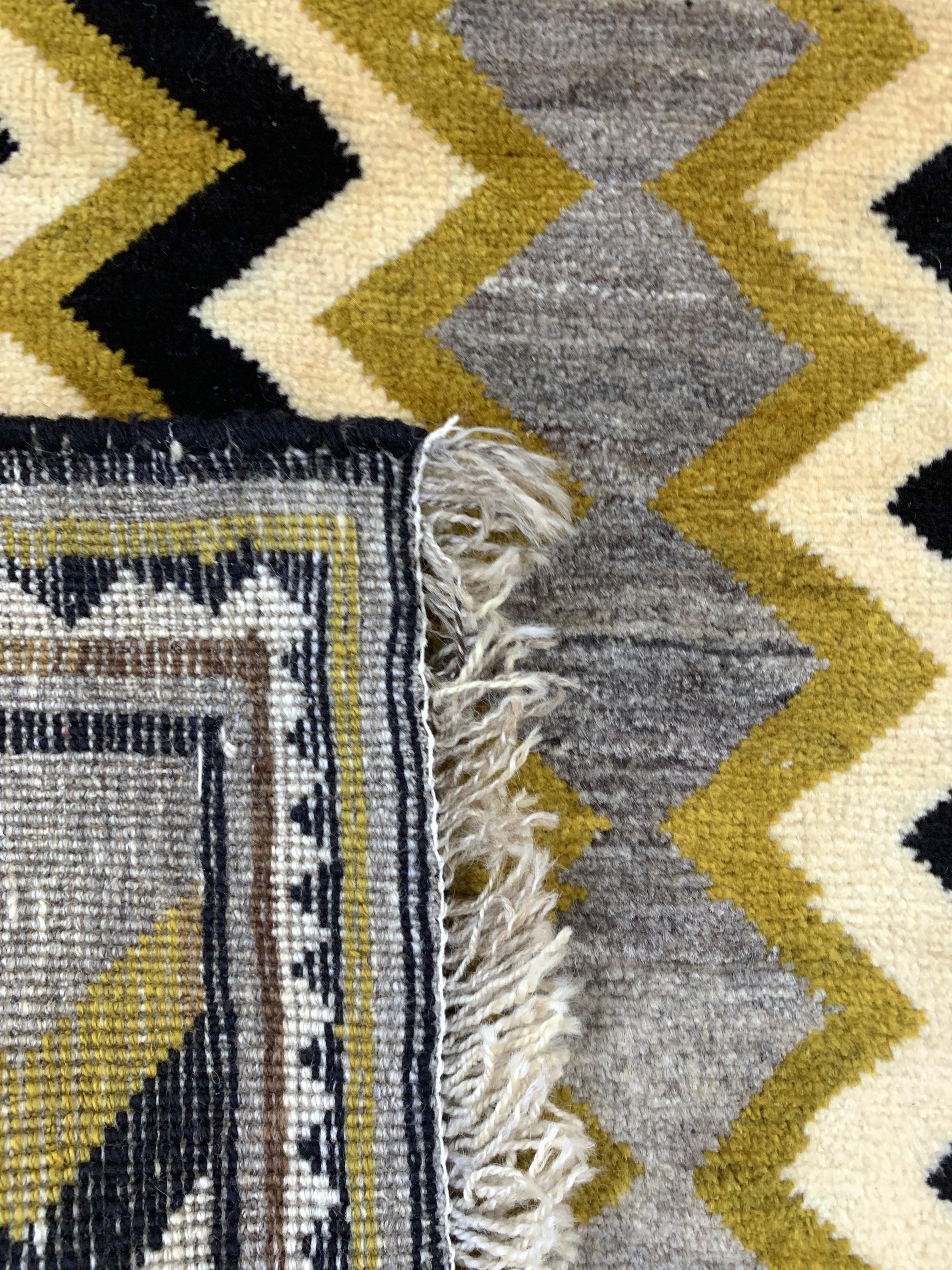 Detail e: Gabbeh alt, Persien, Mitte 20.Jhd, Wolle auf Wolle, ca. 168 x 104 cm, EHZ: 2