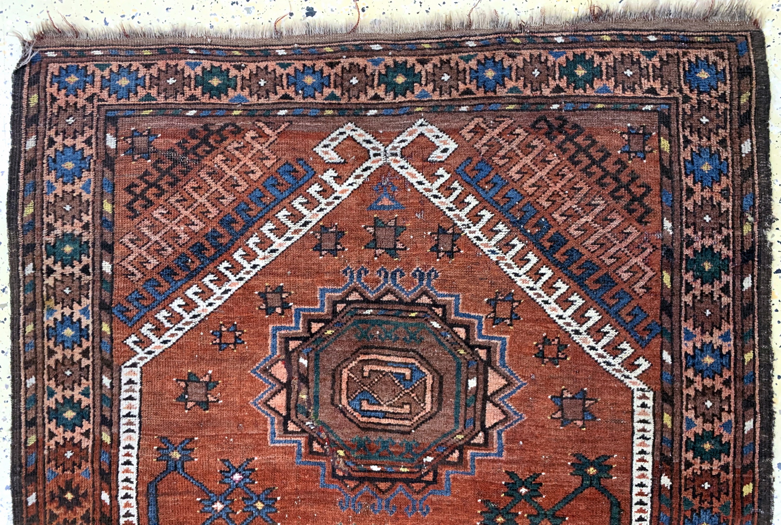 Detail a: Ersari"Gebetsteppich"antik, Turkmenistan, 19.Jhd, Wolle auf Wolle, ca. 128 x 105 cm, EHZ: 4