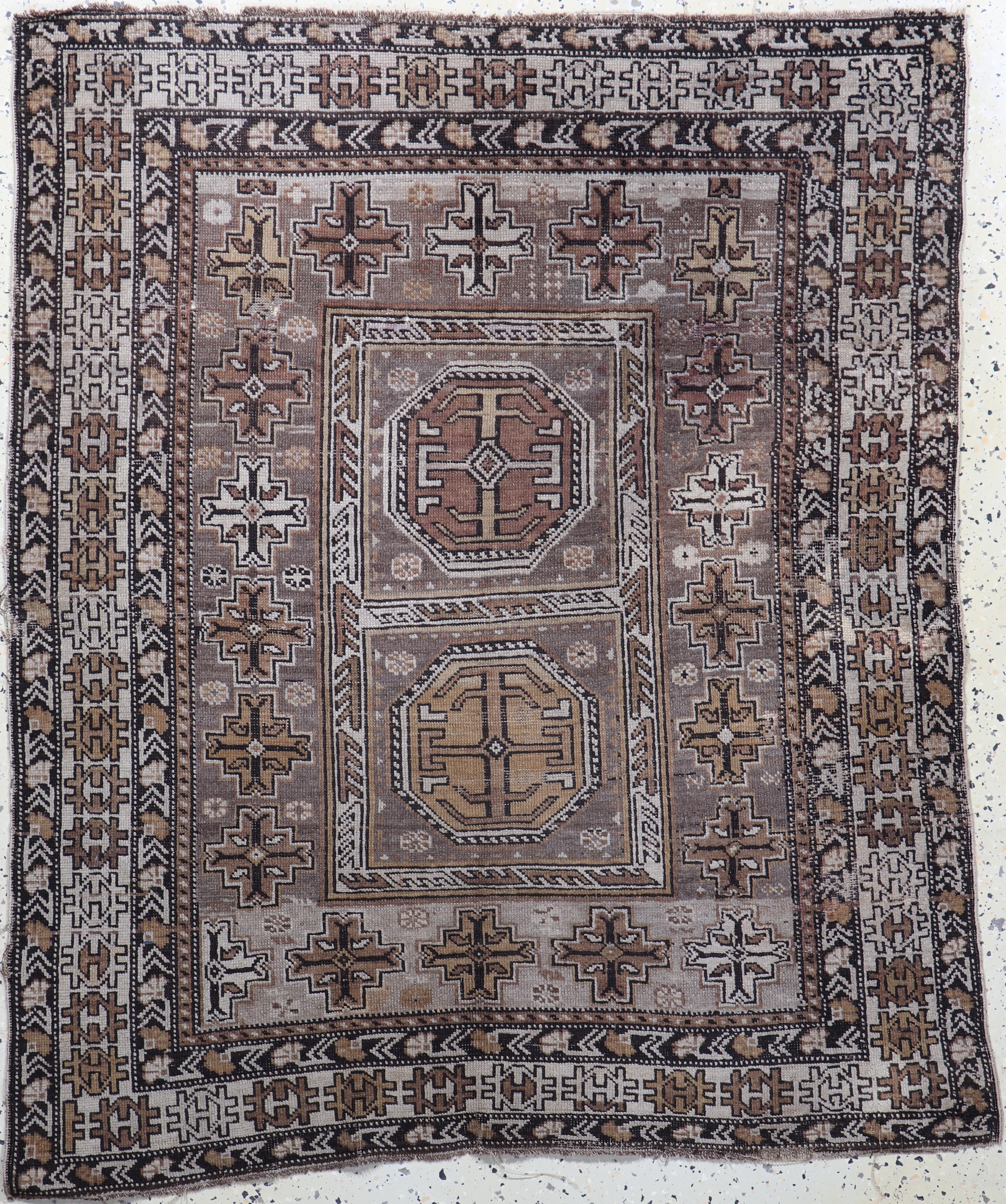 Antiker Schirwan, Kaukasus, 19.Jhd, Wolle auf Wolle, ca. 136 x 110 cm, EHZ: 4