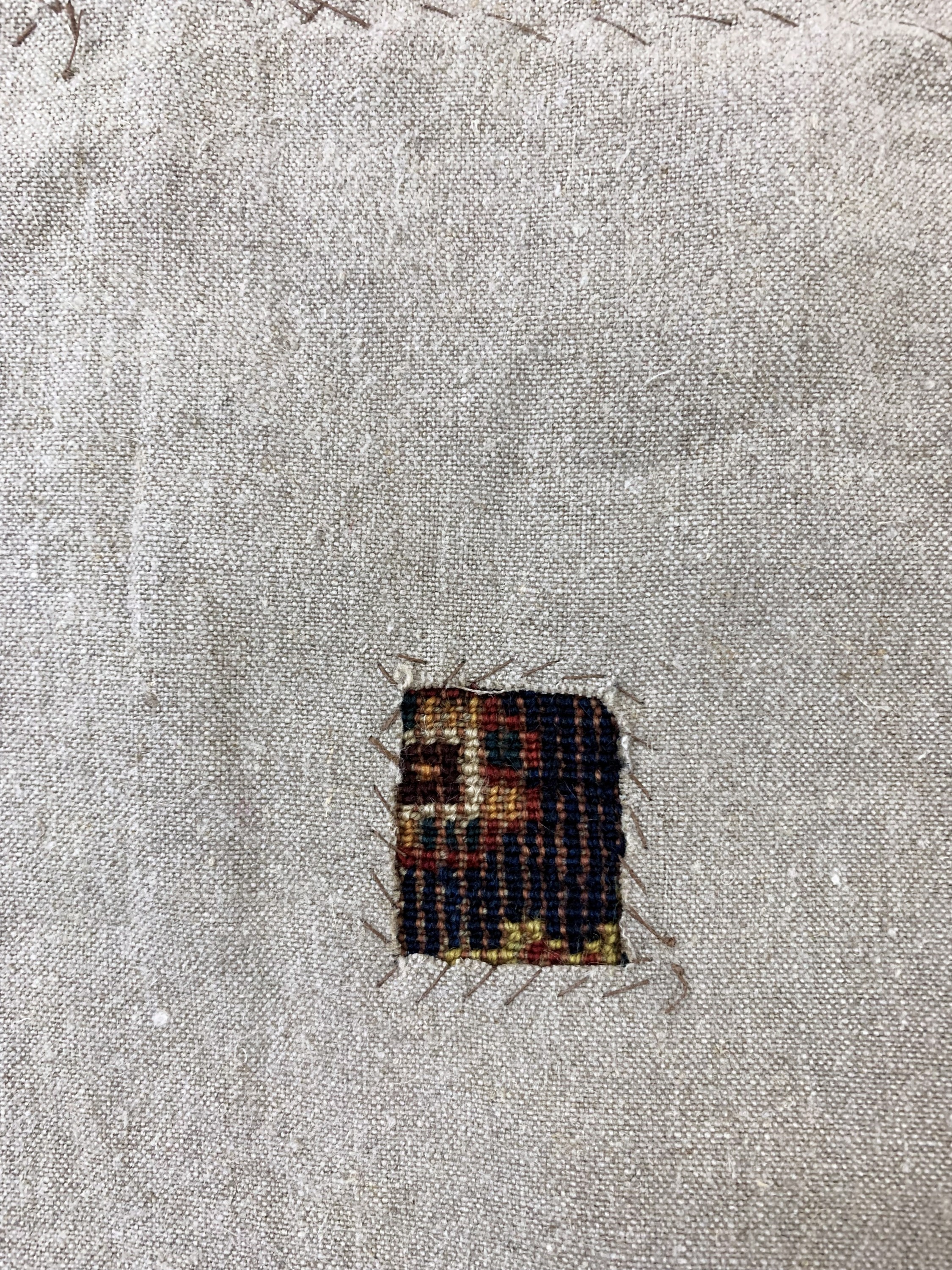Detail d: Antiker Ghaschgai, Persien, 19.Jhd, Wolle auf Wolle, ca. 110 x 68 cm, EHZ: 4, (auf Leinen genäht)